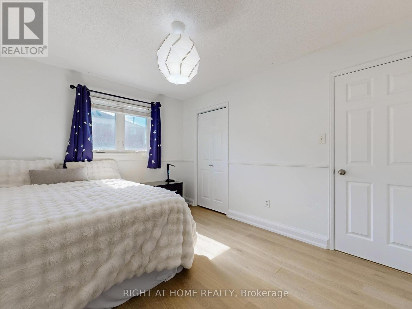 828 Leslie Valley Drive, Newmarket (Huron Heights-Leslie Valley), Ontario  L3Y 7H3 - Photo 27 - N12453600