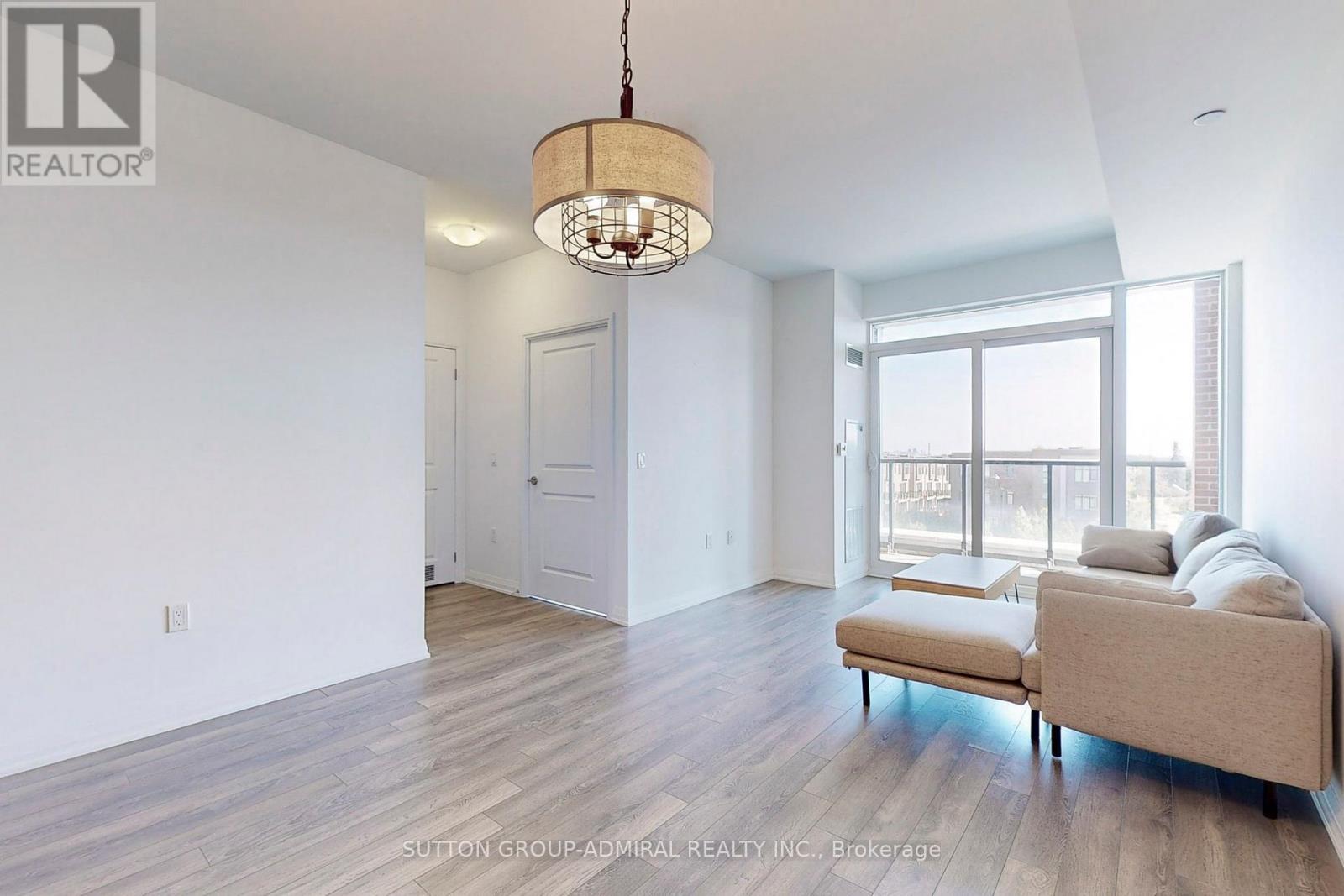 316 - 99 Eagle Rock Way, Vaughan, Ontario  L6A 5A7 - Photo 12 - N12453602