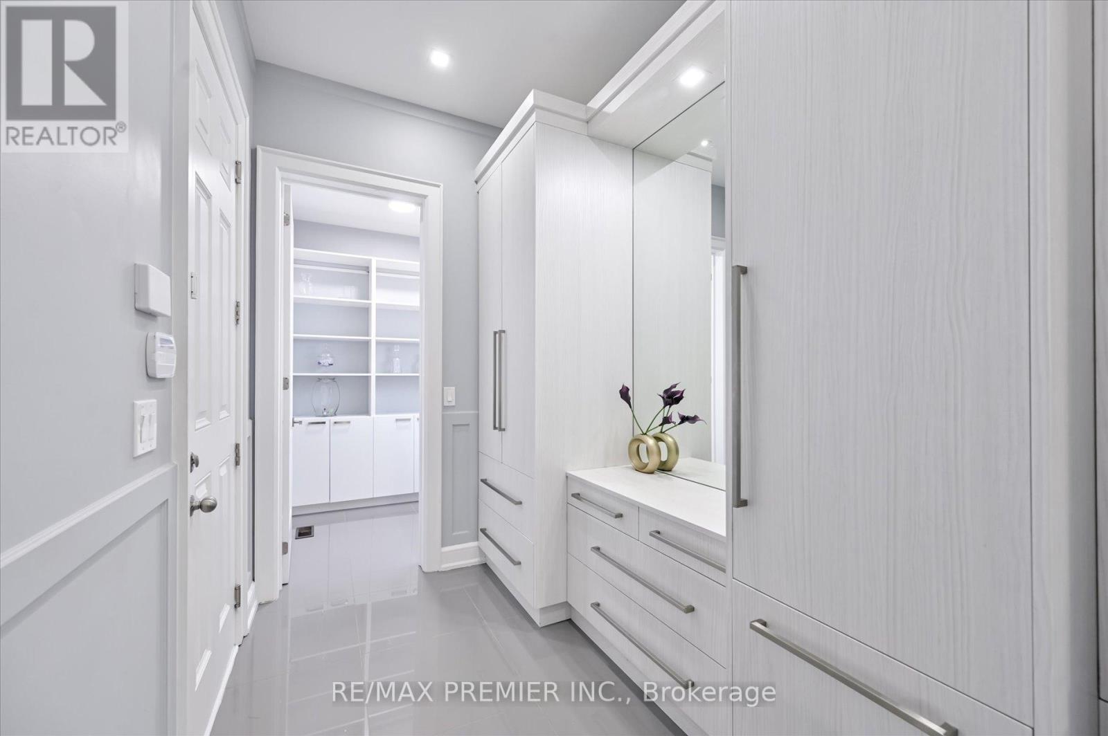 346 Farrell Road, Vaughan, Ontario  L6A 4W9 - Photo 20 - N12453628
