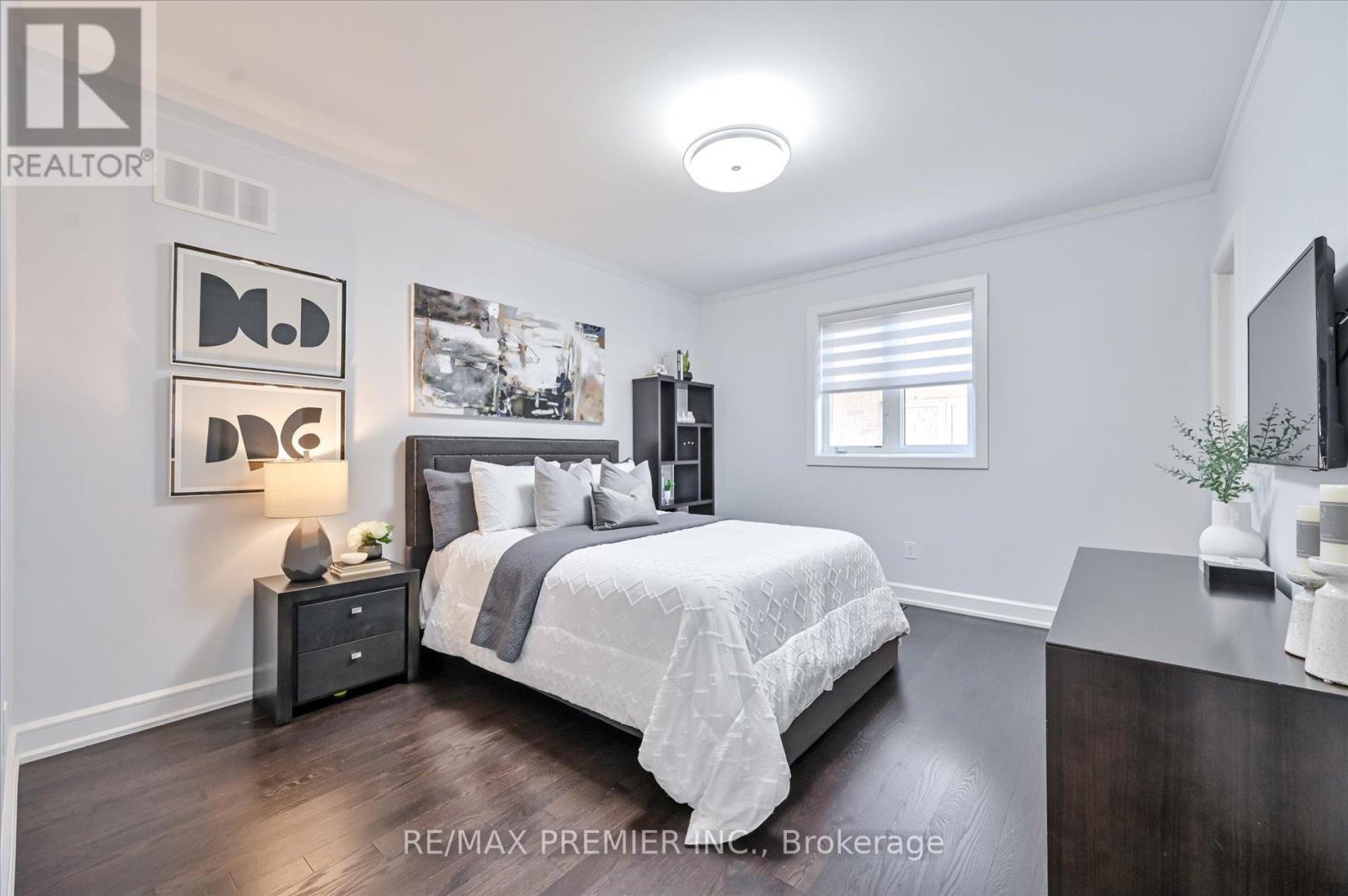 346 Farrell Road, Vaughan, Ontario  L6A 4W9 - Photo 32 - N12453628