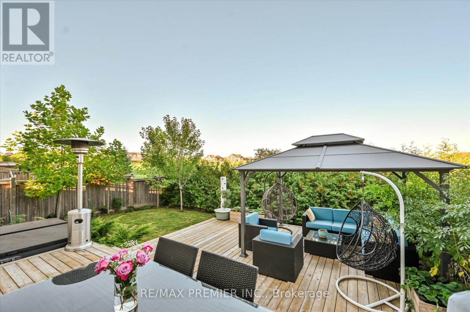 346 Farrell Road, Vaughan, Ontario  L6A 4W9 - Photo 44 - N12453628