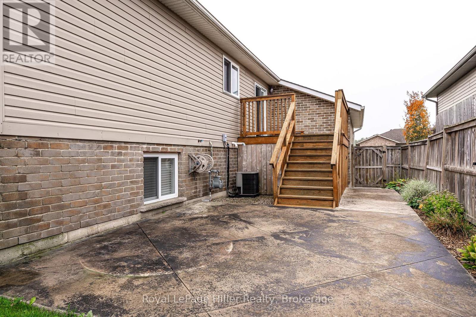 73 Park Lane, West Perth, Ontario  N0K 1N0 - Photo 16 - X12453657