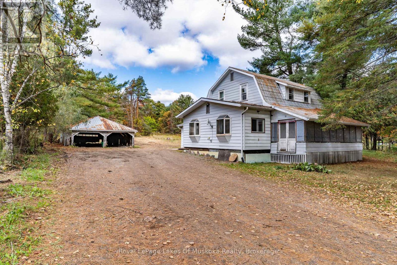 1015 Hewlitt Road, Muskoka Lakes (Monck (Muskoka Lakes)), Ontario  P1L 0J4 - Photo 1 - X12453677