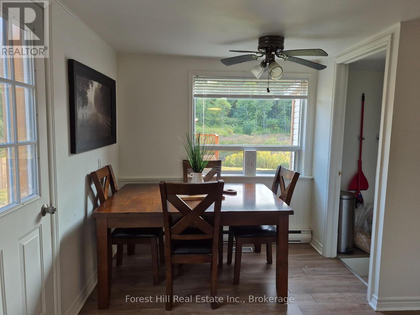 77 James Bay Junction Road S, Seguin, Ontario  P2A 0B2 - Photo 11 - X12453718
