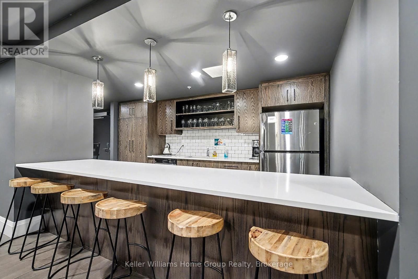 205 - 63 Arthur Street S, Guelph (St. Patrick's Ward), Ontario  N1E 0A8 - Photo 37 - X12453721