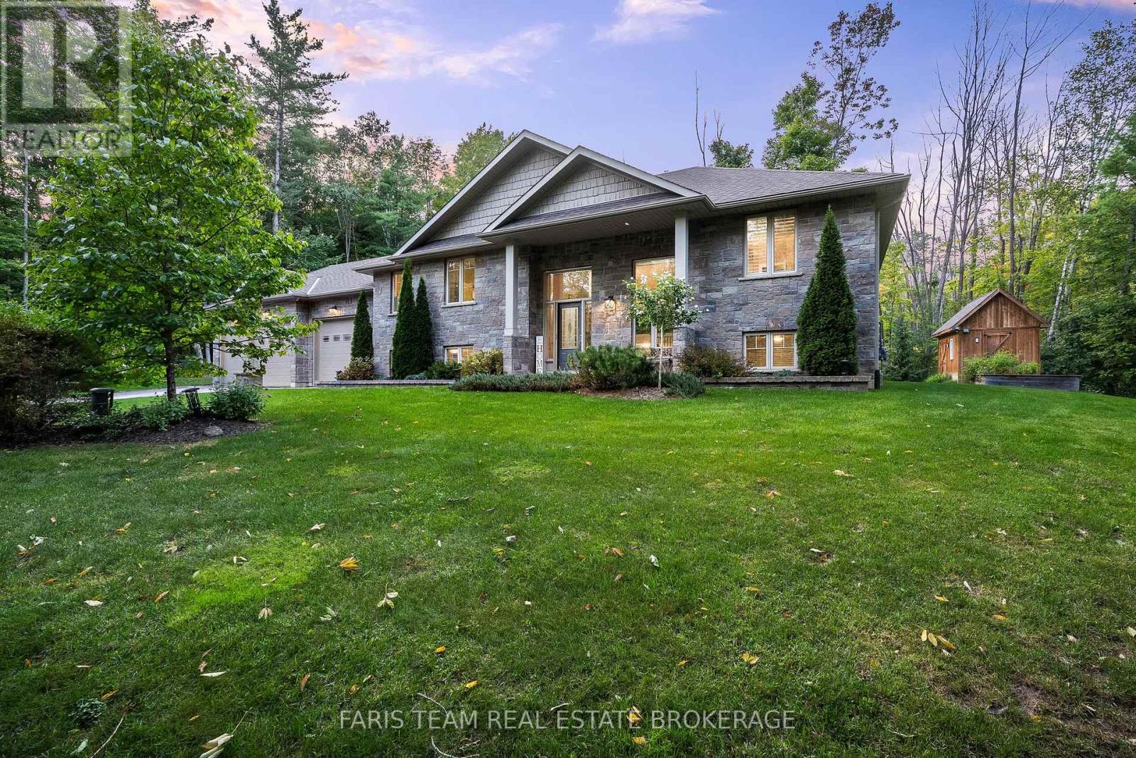1559 Rimkey Crescent, Severn, Ontario  L3V 0E9 - Photo 2 - S12453606