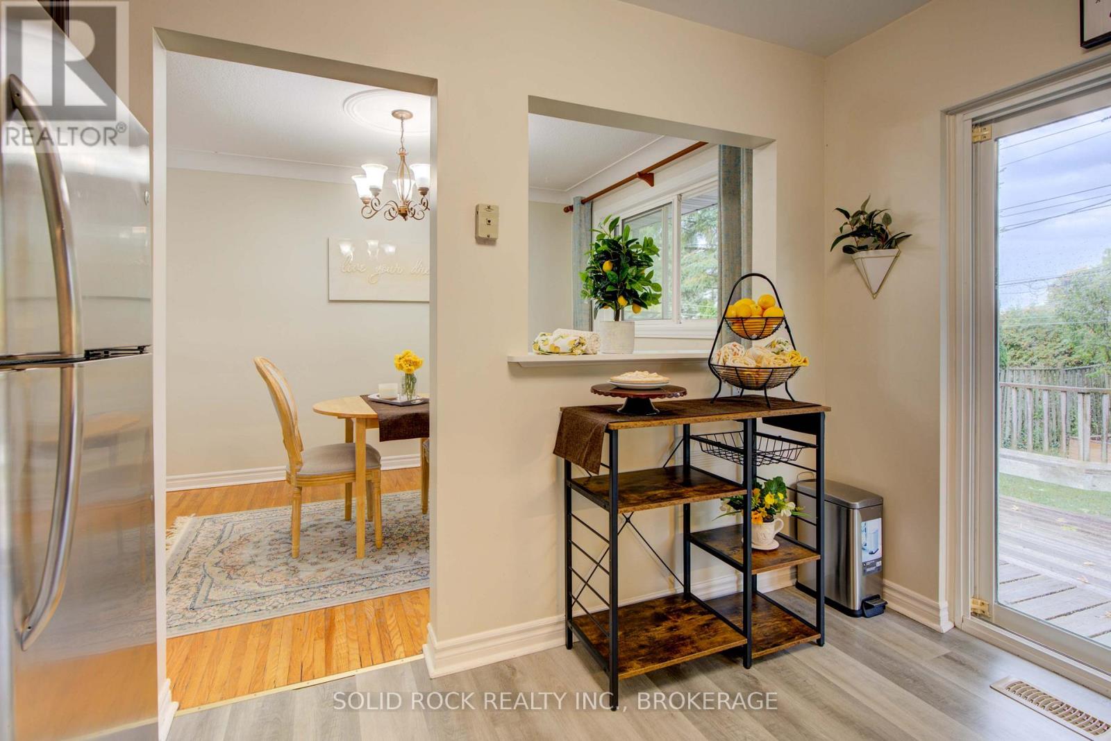 82 Queen Mary Road, Kingston, Ontario  K7M 2A5 - Photo 16 - X12453723