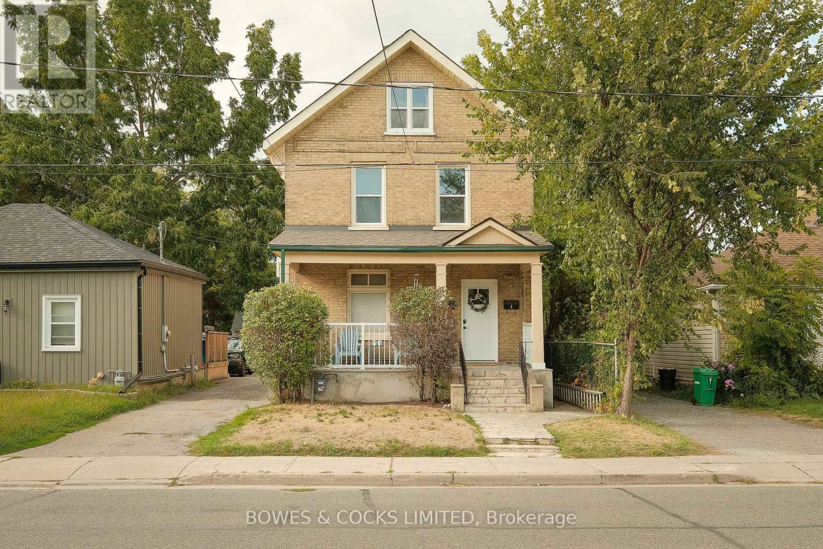 530 CHAMBERLAIN STREET, Peterborough, Ontario