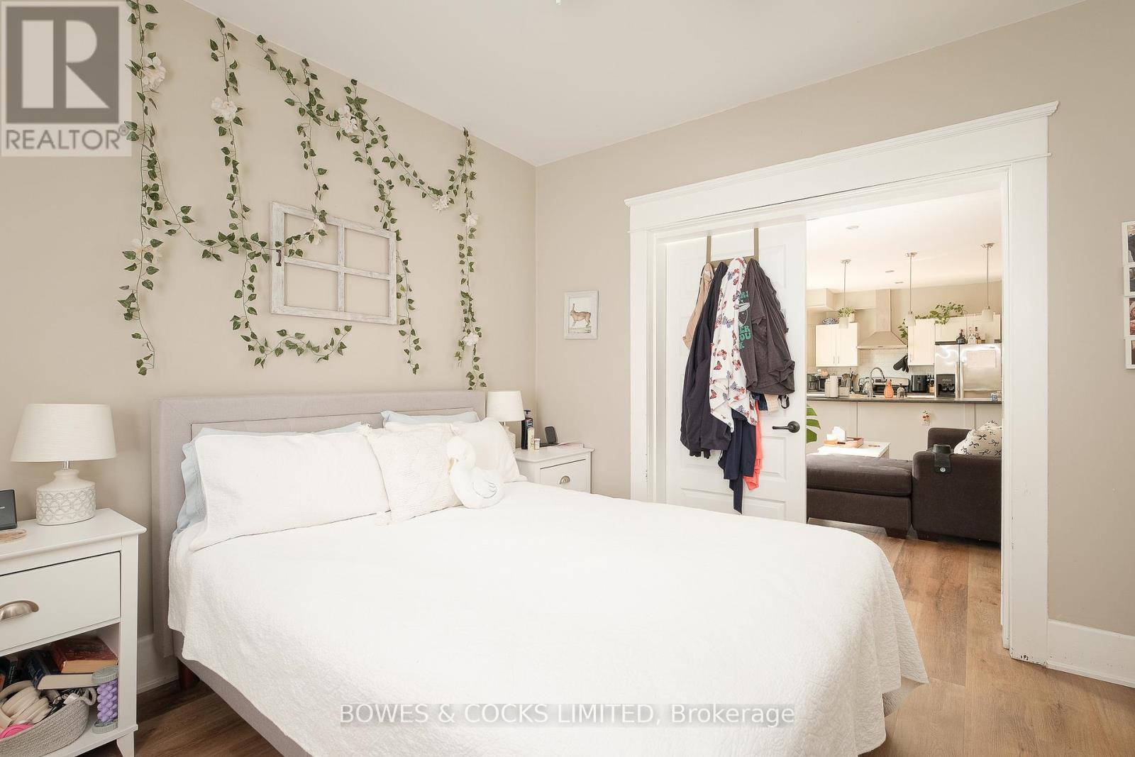 530 Chamberlain Street, Peterborough, Ontario  K9J 4L5 - Photo 32 - X12453761