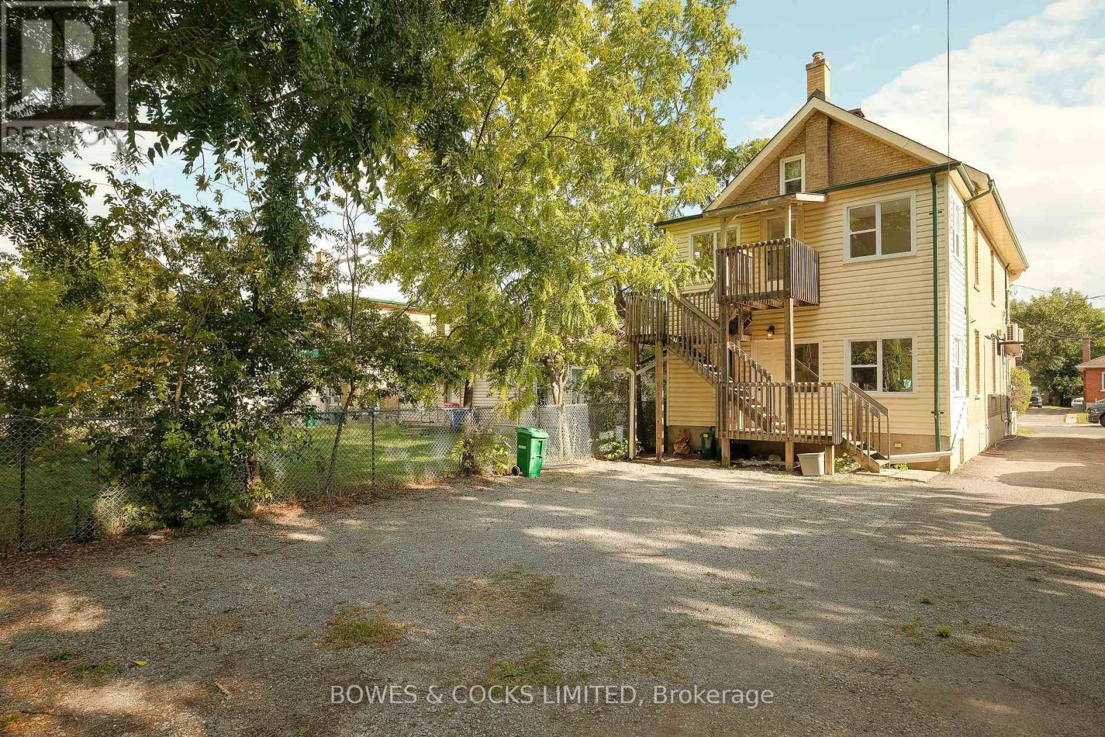 530 Chamberlain Street, Peterborough, Ontario  K9J 4L5 - Photo 43 - X12453761