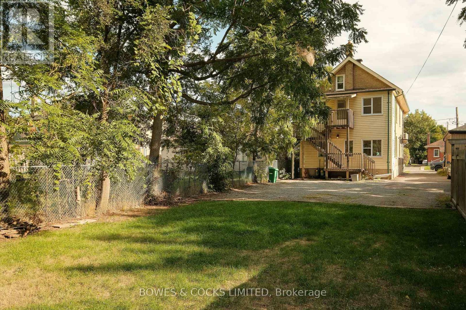 530 Chamberlain Street, Peterborough, Ontario  K9J 4L5 - Photo 47 - X12453761