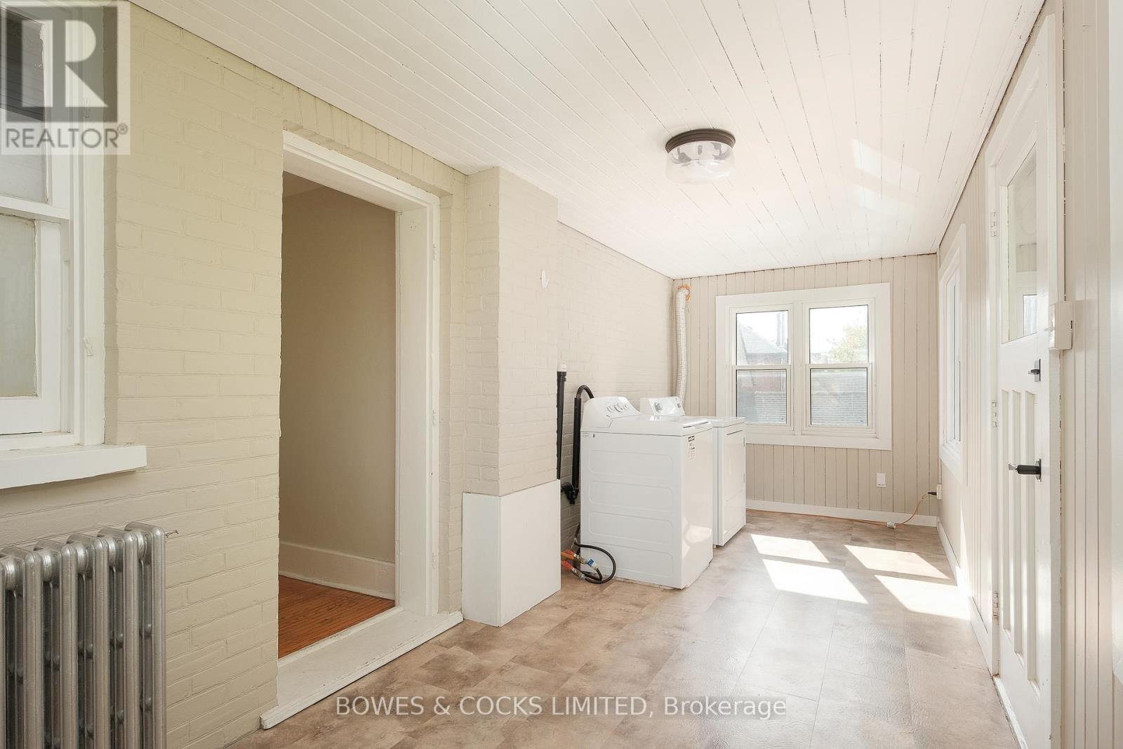 530 Chamberlain Street, Peterborough, Ontario  K9J 4L5 - Photo 6 - X12453761