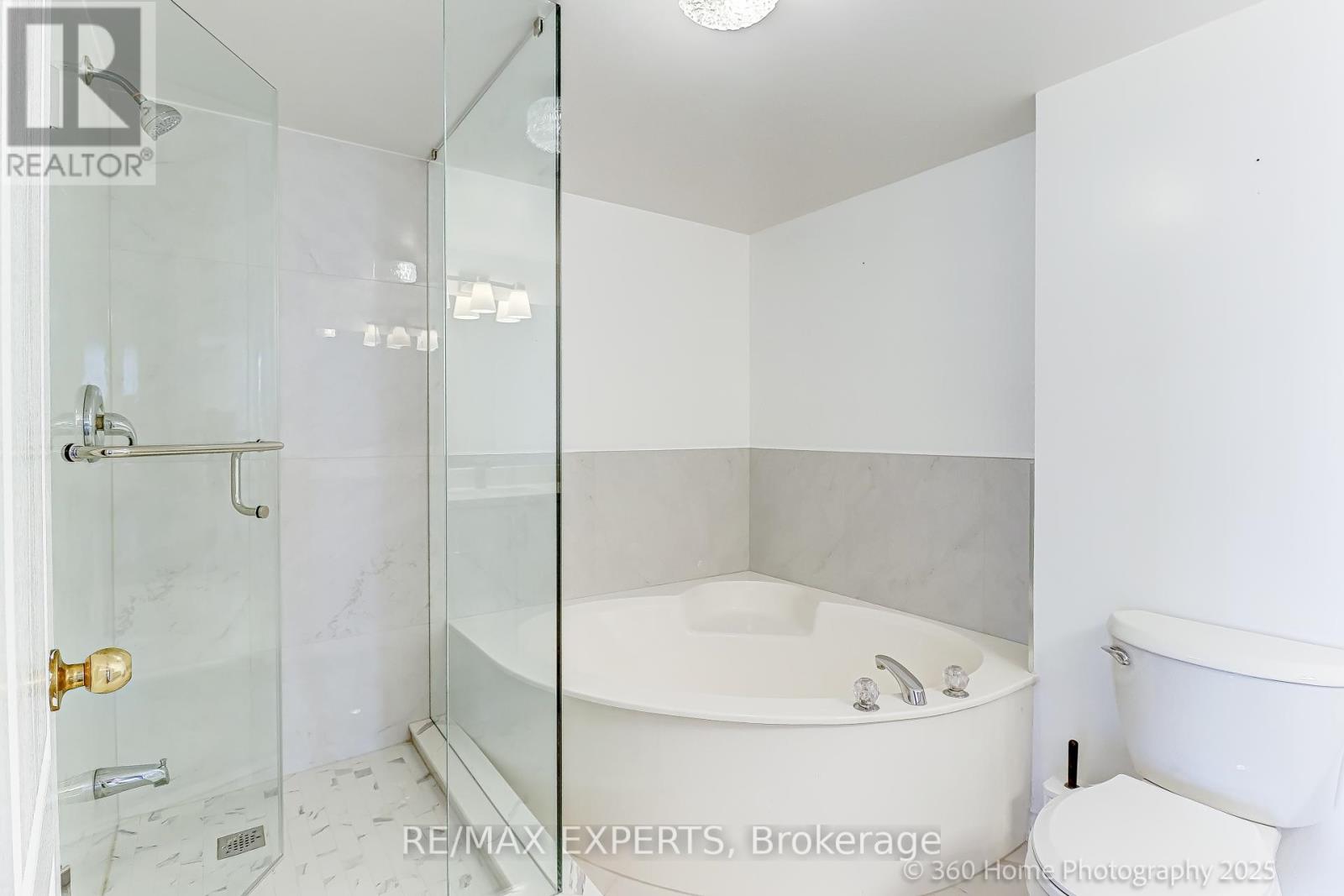 1603 - 7 Townsgate Drive, Vaughan, Ontario  L4J 7Z9 - Photo 22 - N12453581