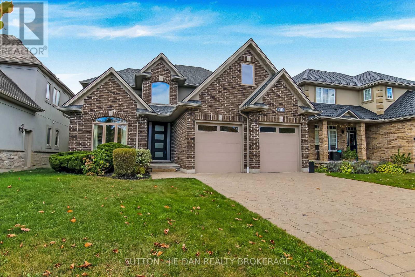 1413 KAINS WOODS TERRACE, London South, Ontario