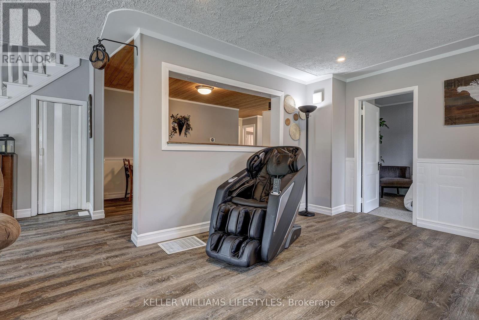 22738 Thames Road, Southwest Middlesex (Appin), Ontario  N0L 1A0 - Photo 22 - X12453649