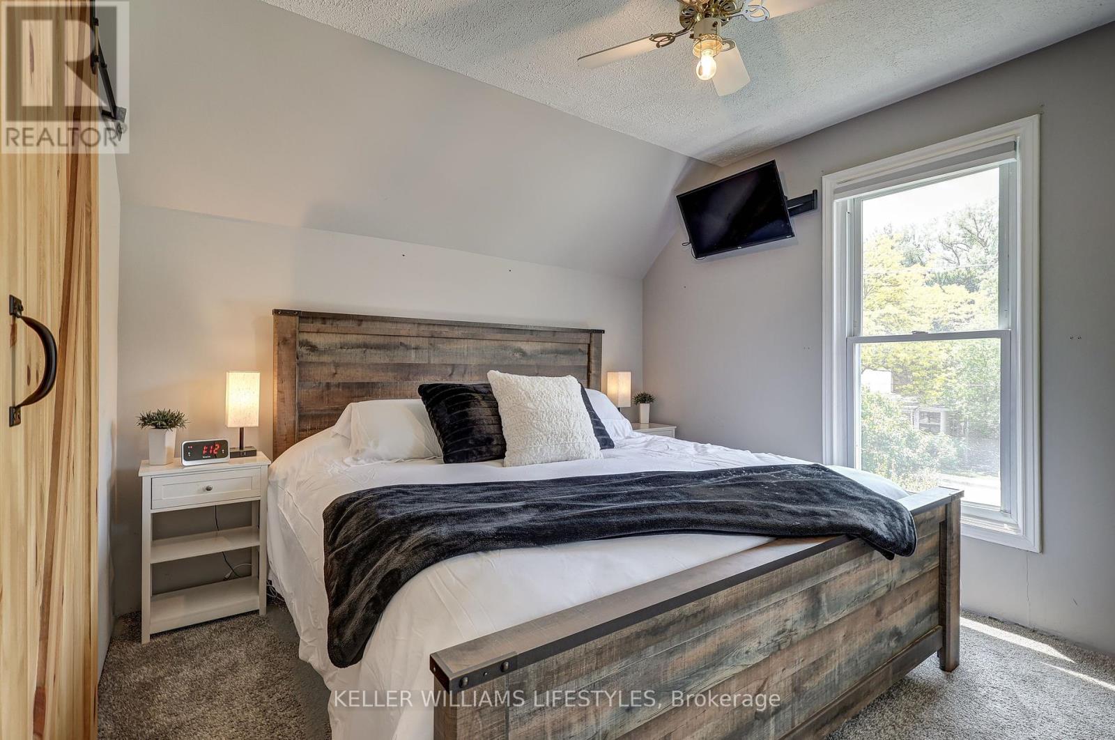 22738 Thames Road, Southwest Middlesex (Appin), Ontario  N0L 1A0 - Photo 30 - X12453649
