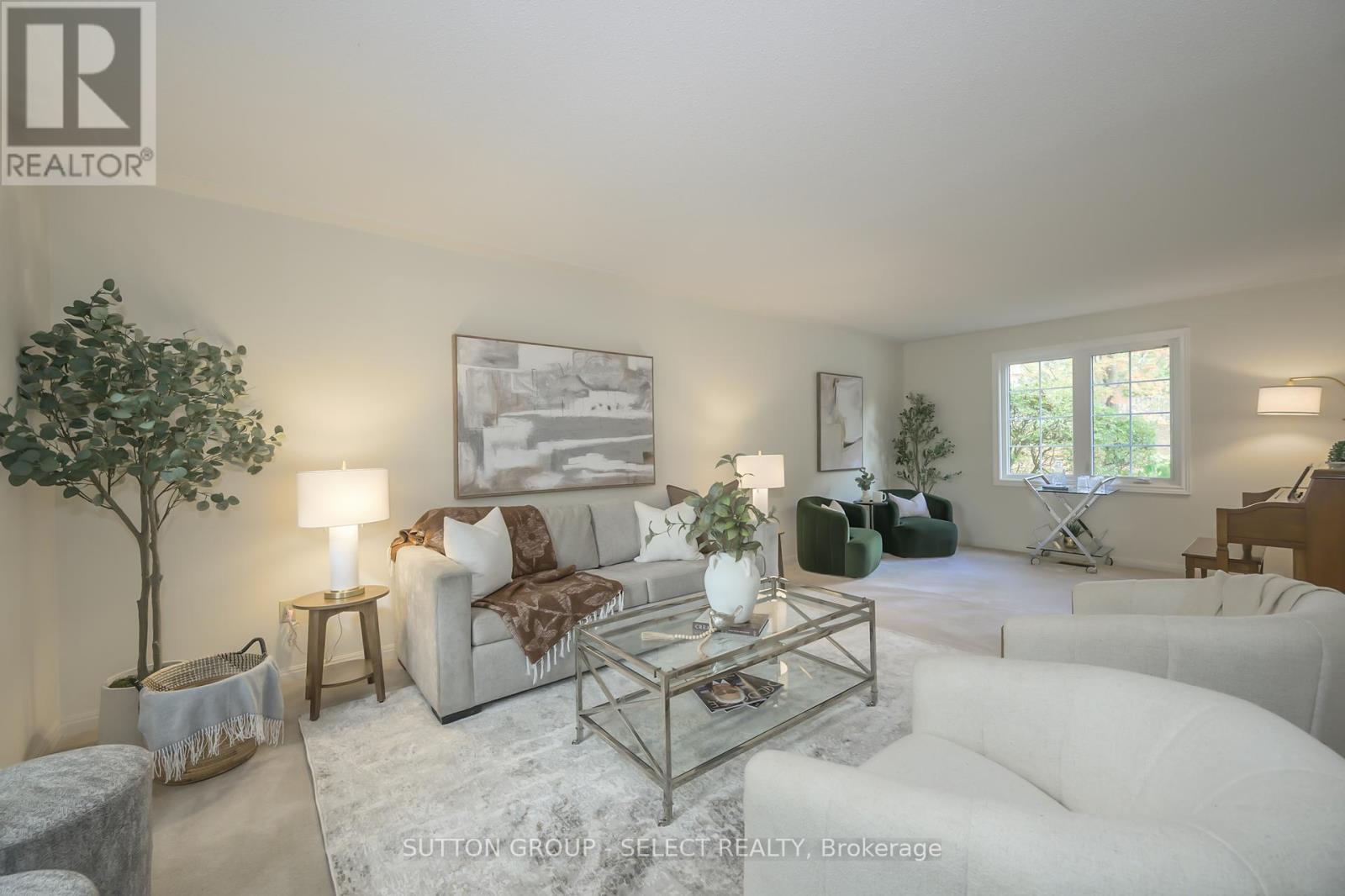 77 Hampton Court, London North, Ontario  N6H 2P3 - Photo 22 - X12453685