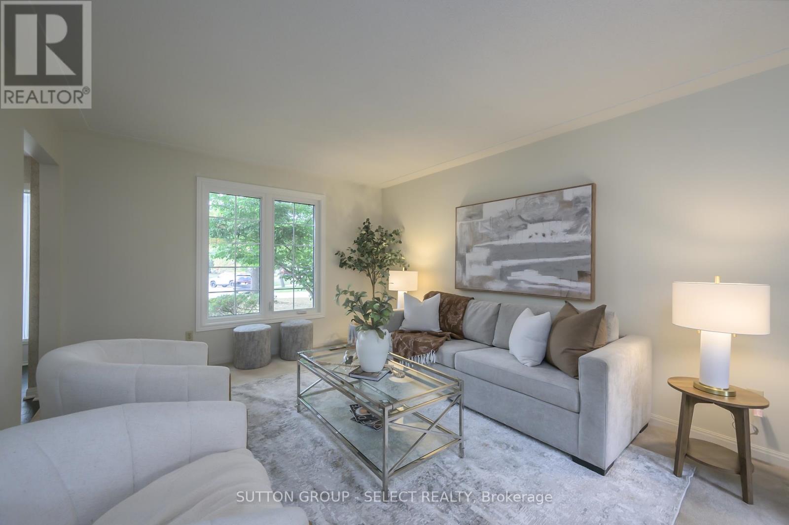77 Hampton Court, London North, Ontario  N6H 2P3 - Photo 24 - X12453685