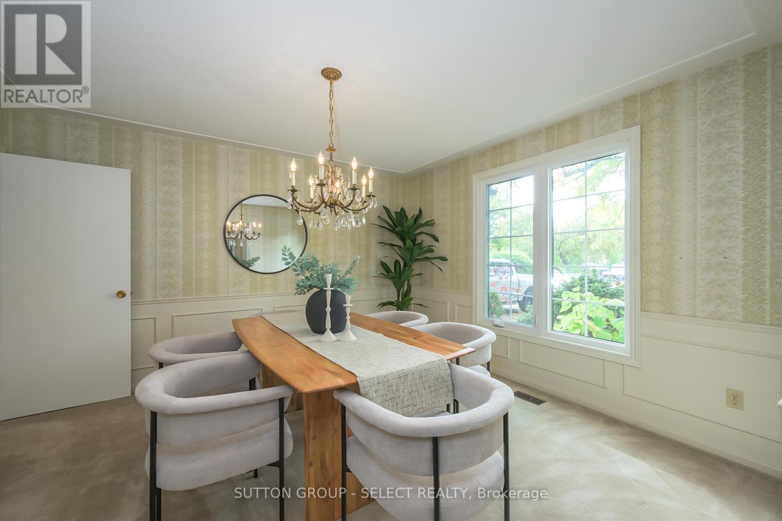 77 Hampton Court, London North, Ontario  N6H 2P3 - Photo 27 - X12453685