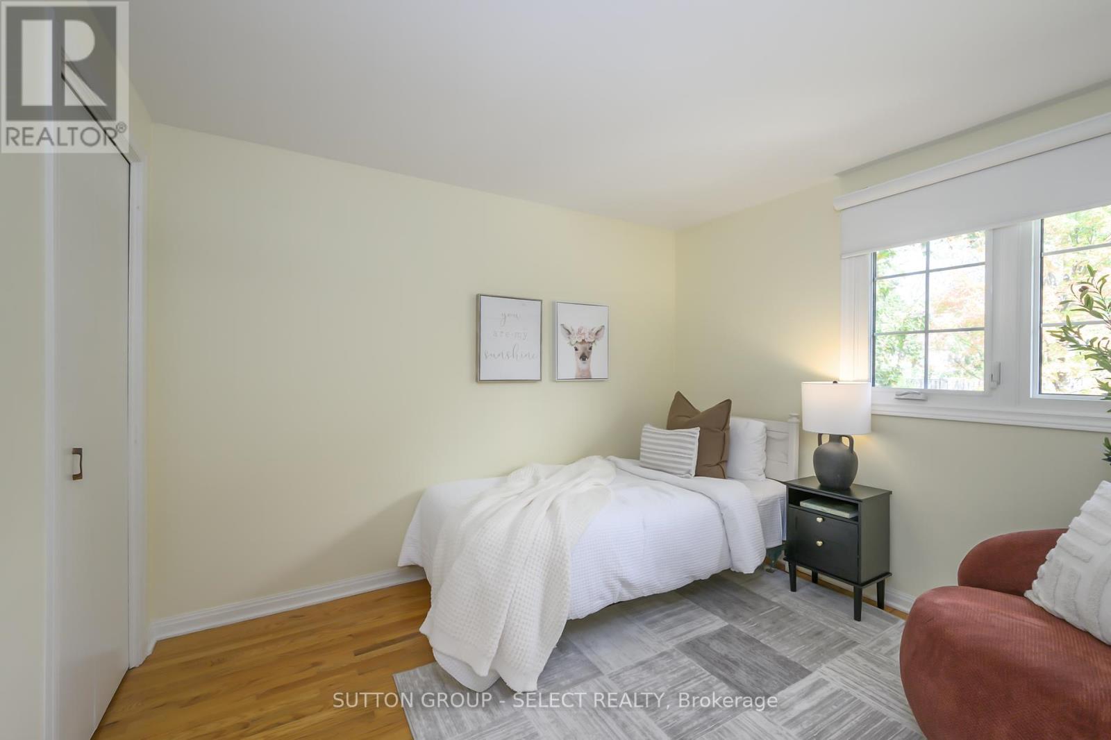 77 Hampton Court, London North, Ontario  N6H 2P3 - Photo 40 - X12453685