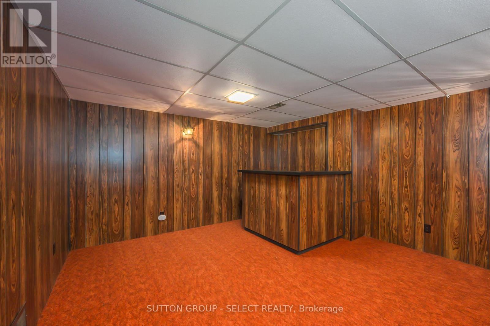 77 Hampton Court, London North, Ontario  N6H 2P3 - Photo 46 - X12453685