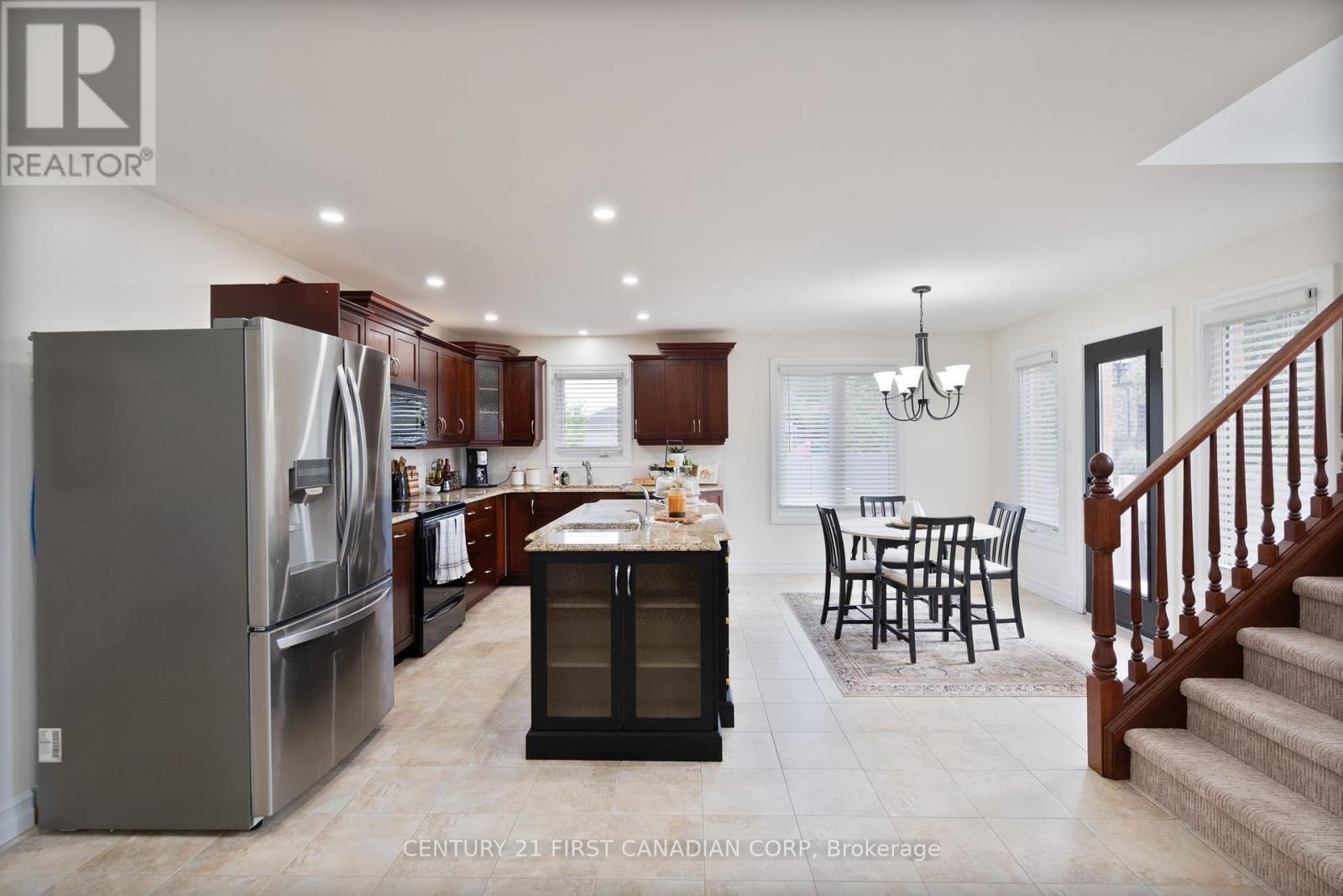 1625 Shore Road, London South, Ontario  N6K 4Z5 - Photo 11 - X12453700