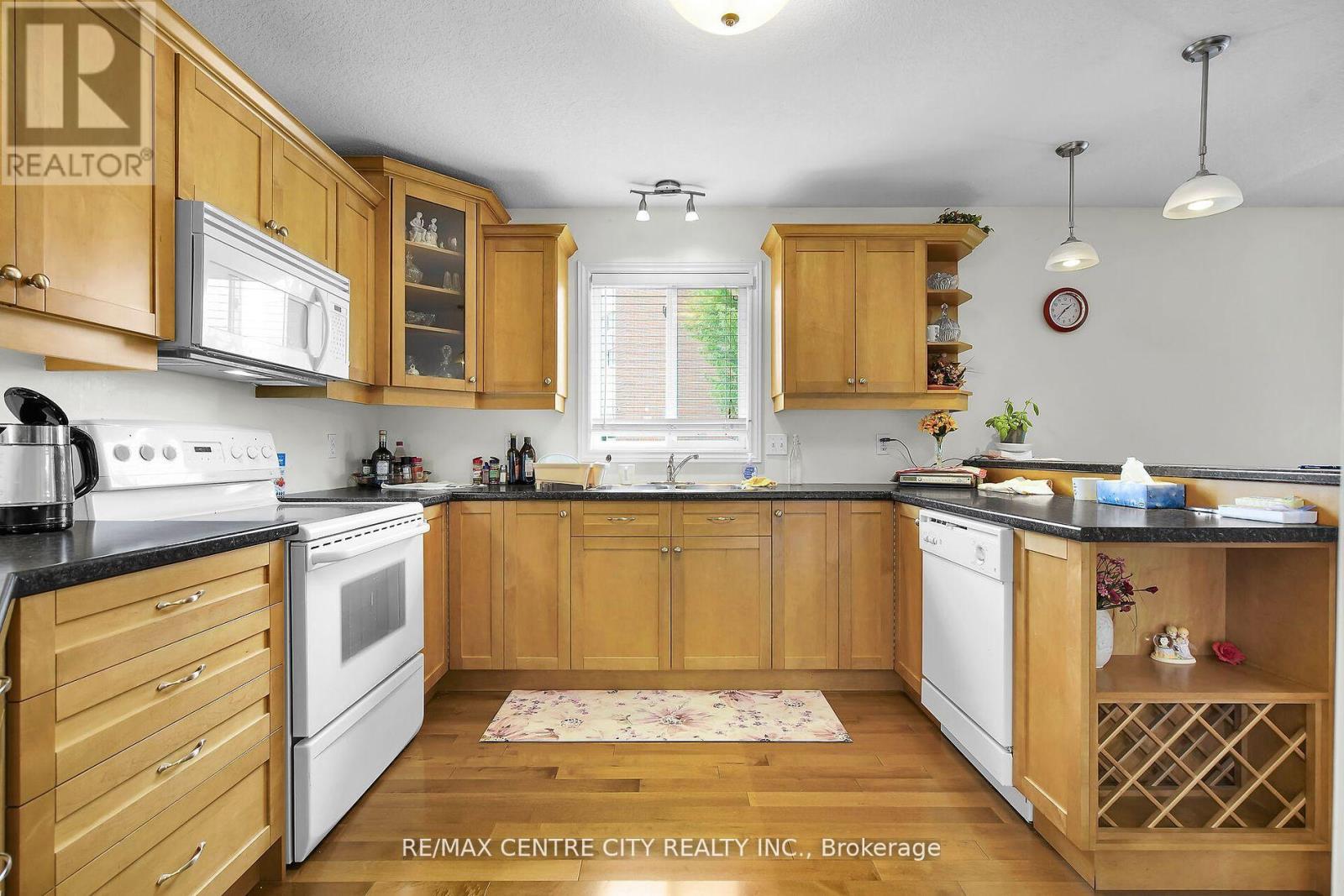 1307 Nicole Avenue, London North, Ontario  N5X 4M7 - Photo 10 - X12453709