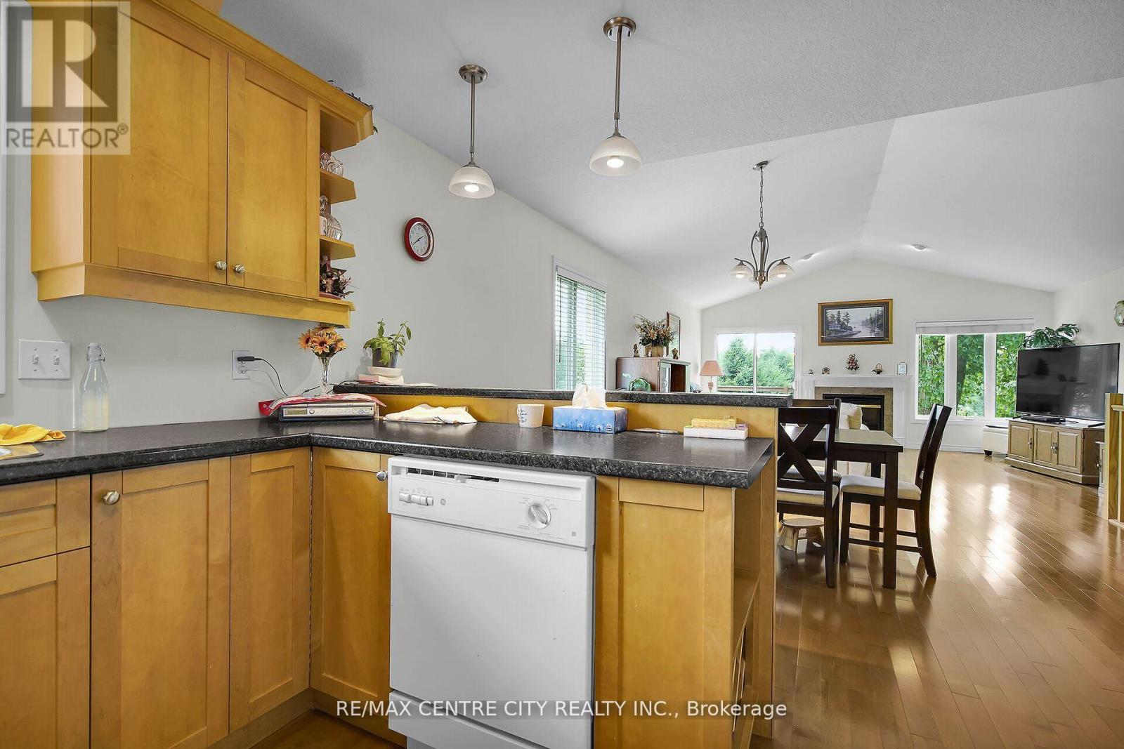 1307 Nicole Avenue, London North, Ontario  N5X 4M7 - Photo 15 - X12453709