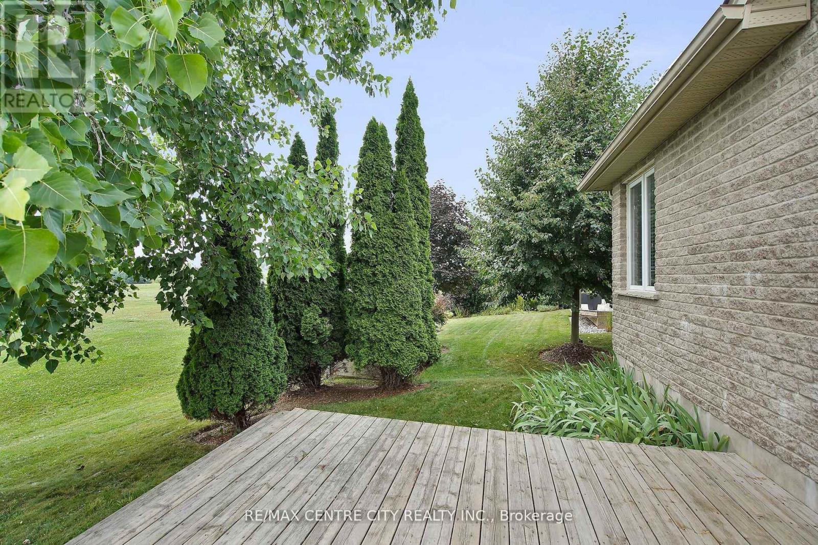 1307 Nicole Avenue, London North, Ontario  N5X 4M7 - Photo 39 - X12453709