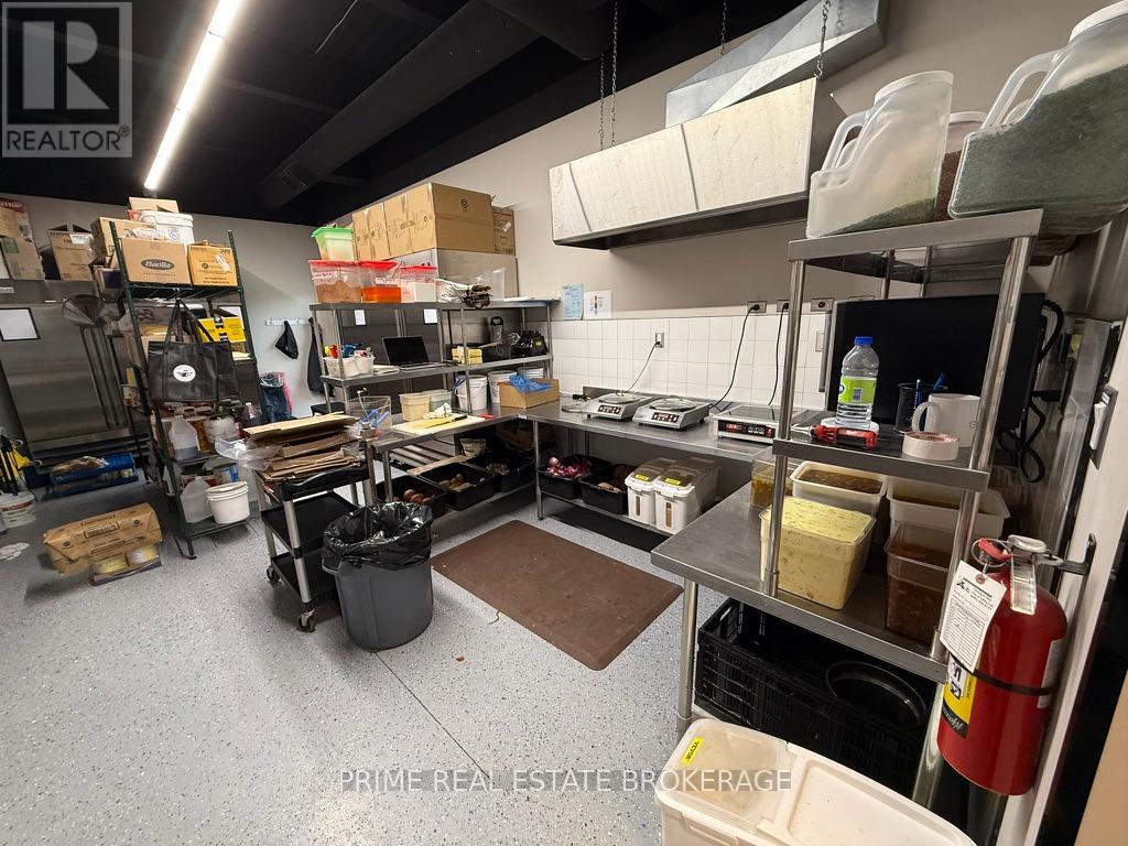 103 - 22499 Jefferies Road, Middlesex Centre, Ontario  N0L 1R0 - Photo 17 - X12453747