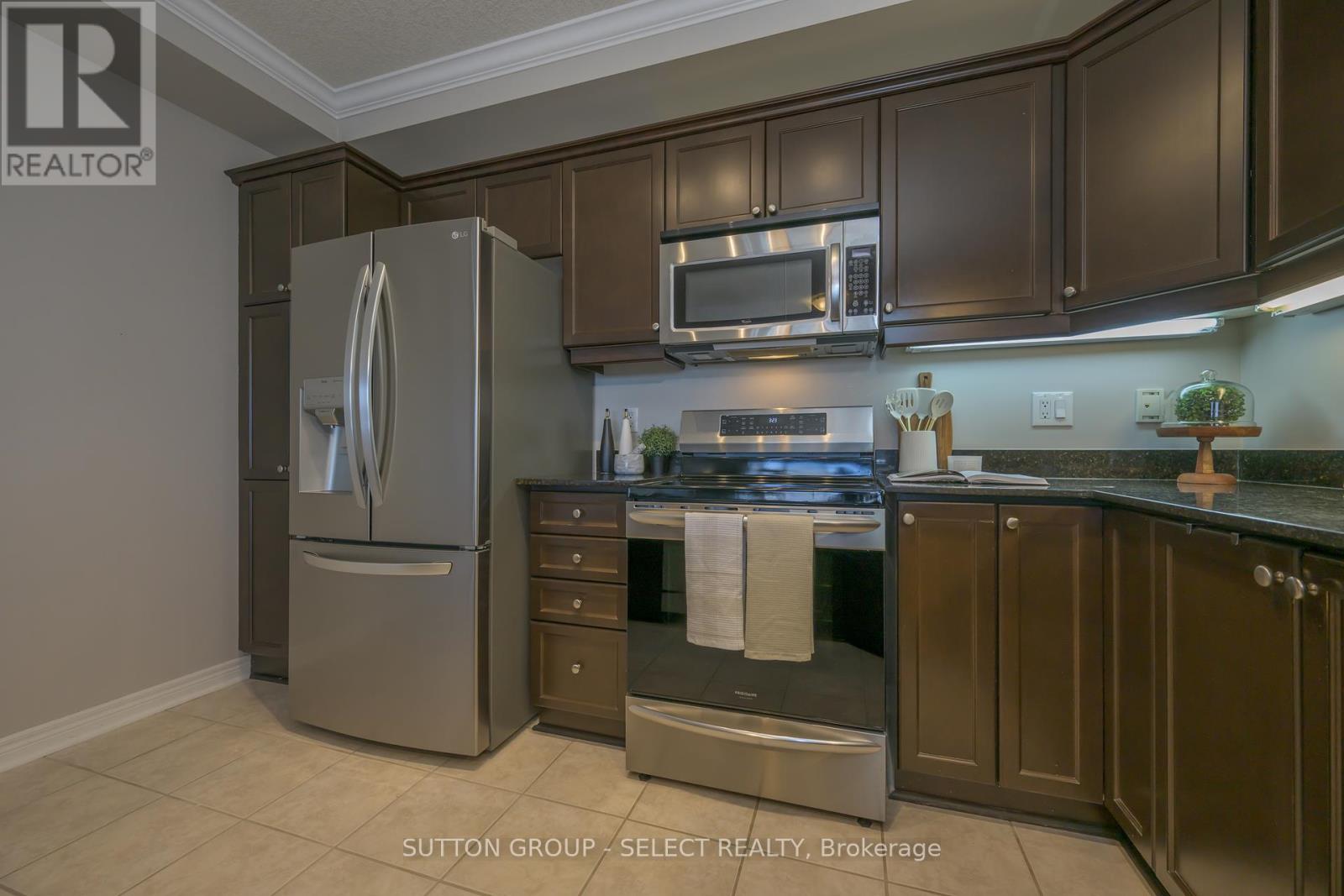 908 - 1030 Coronation Drive, London North, Ontario  N6G 0G5 - Photo 12 - X12453792