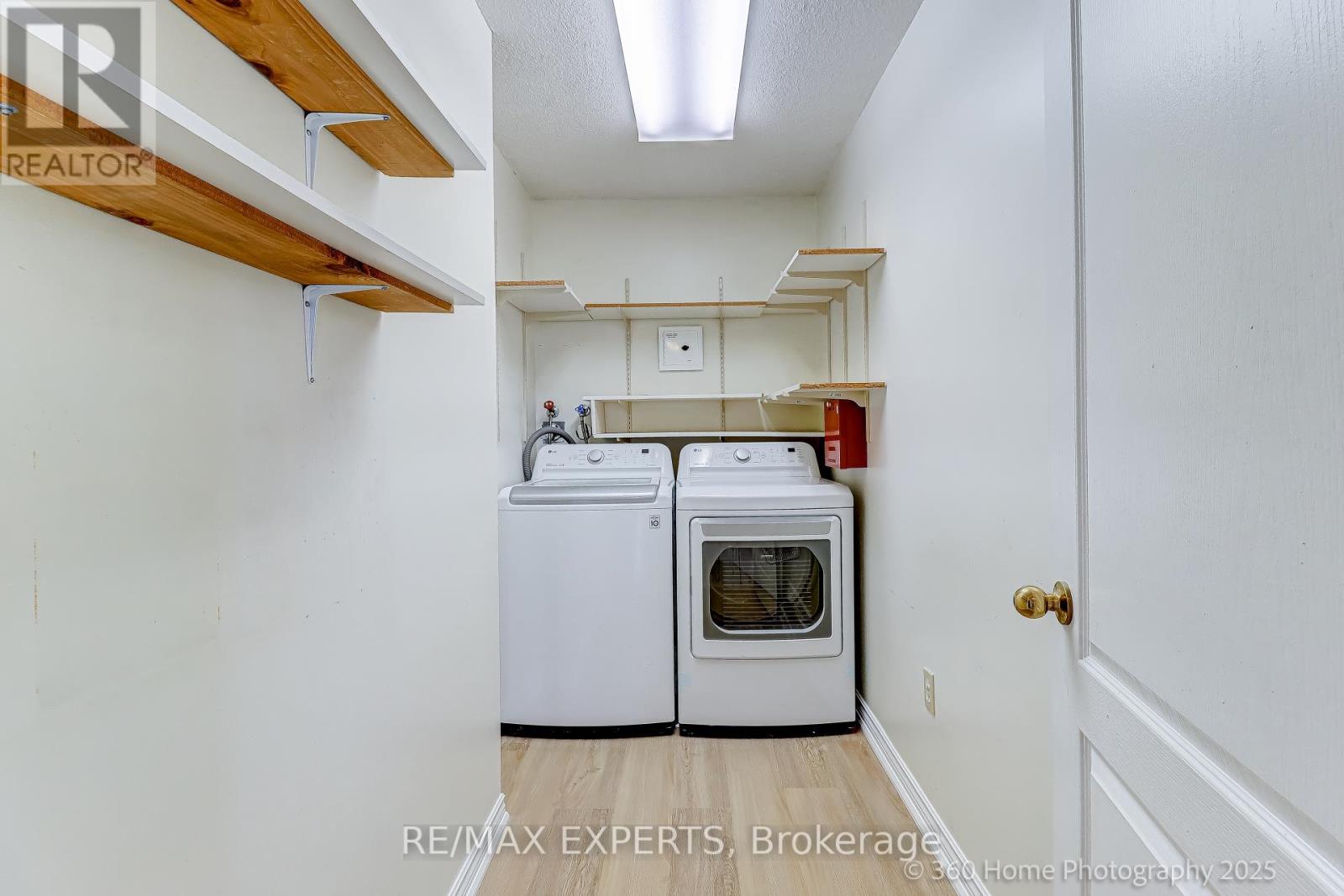 1603 - 7 Townsgate Drive, Vaughan, Ontario  L4J 7Z9 - Photo 24 - N12453581