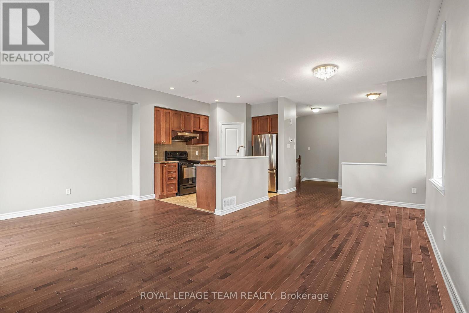 74 Madelon Drive, Ottawa, Ontario  K2J 5C5 - Photo 21 - X12453708