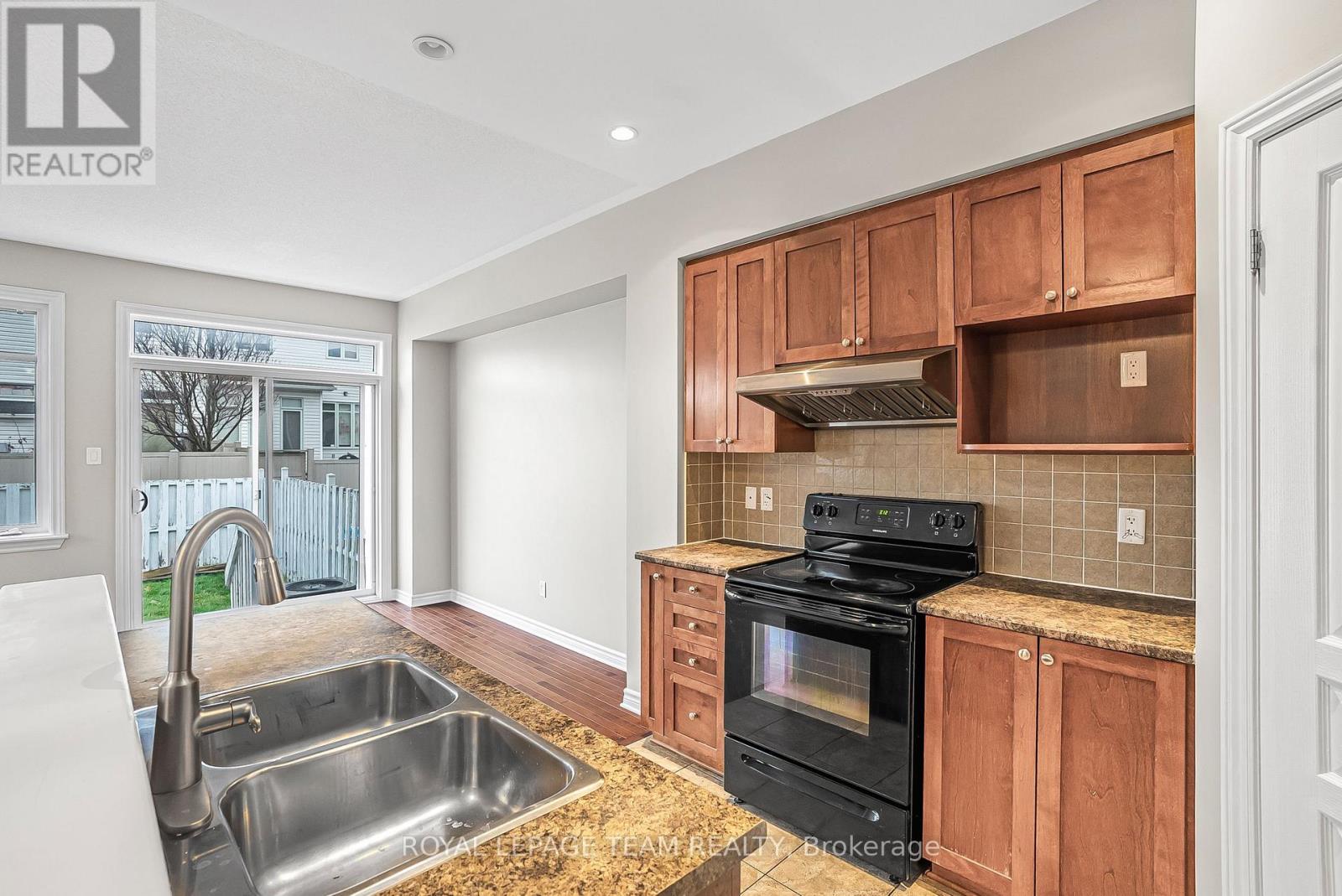 74 Madelon Drive, Ottawa, Ontario  K2J 5C5 - Photo 23 - X12453708