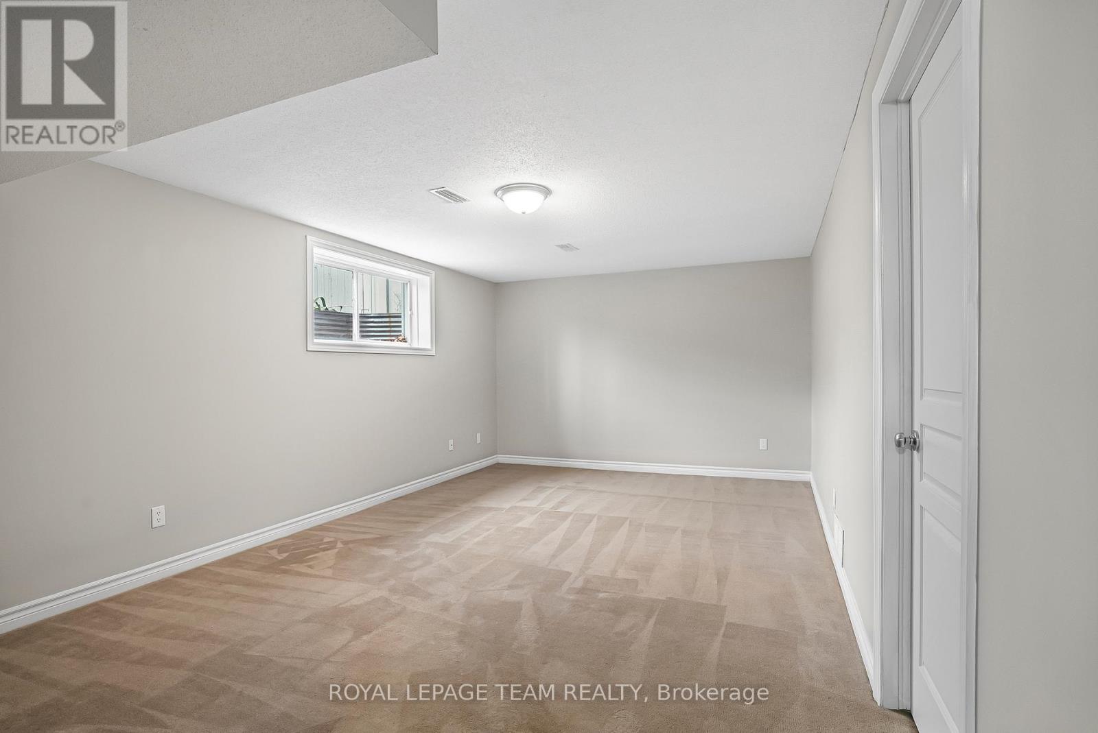 74 Madelon Drive, Ottawa, Ontario  K2J 5C5 - Photo 46 - X12453708