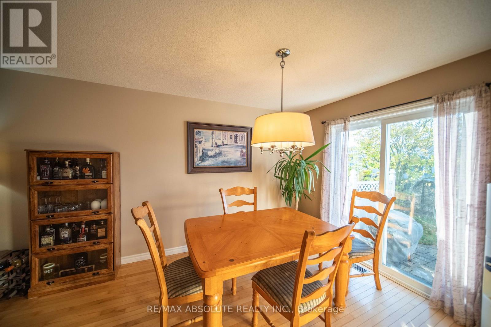40 Roger Crescent, Casselman, Ontario  K0A 1M0 - Photo 11 - X12453774