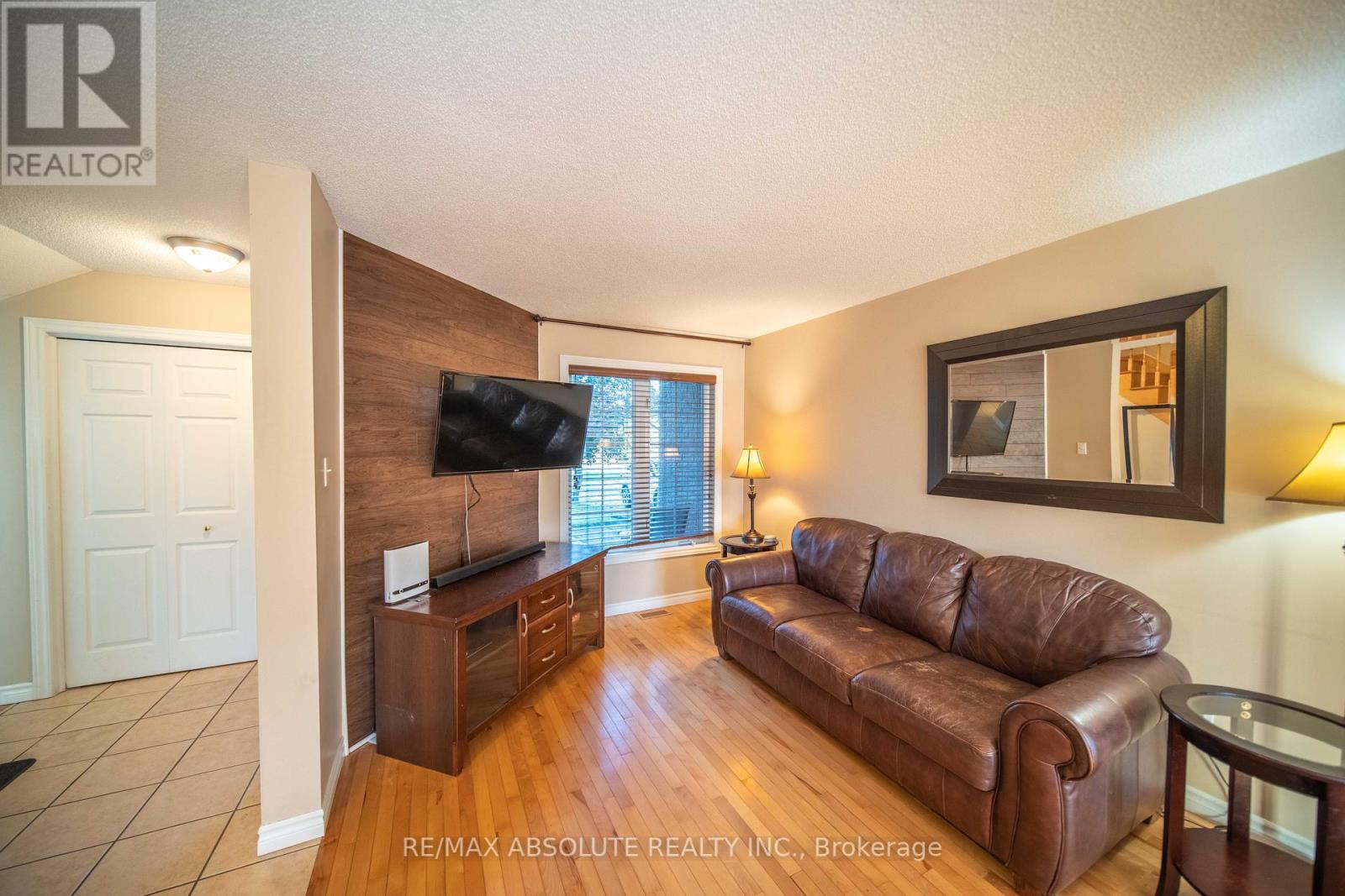 40 Roger Crescent, Casselman, Ontario  K0A 1M0 - Photo 8 - X12453774