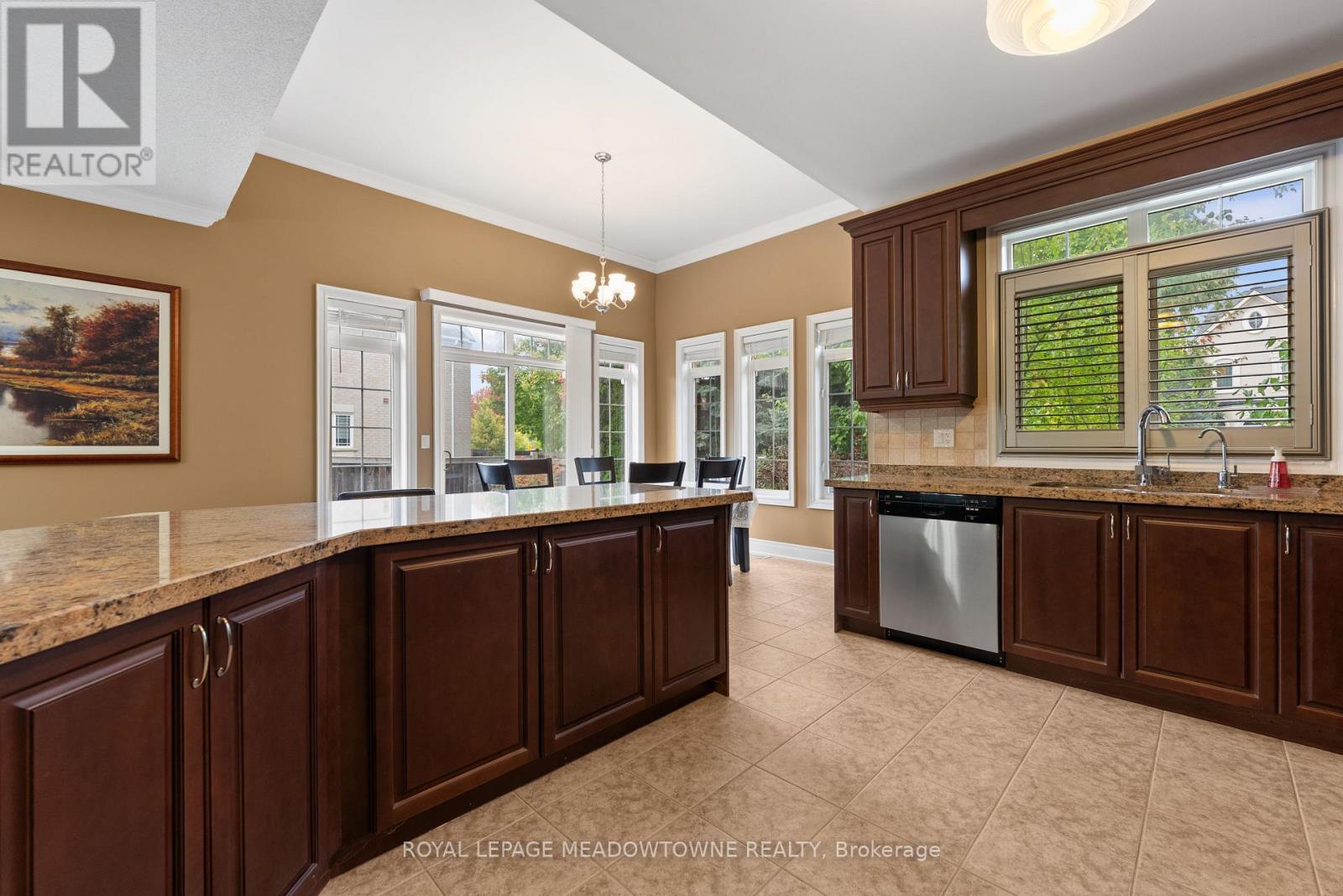 32 Nova Scotia Road, Brampton, Ontario  L6Y 5K5 - Photo 19 - W12452892