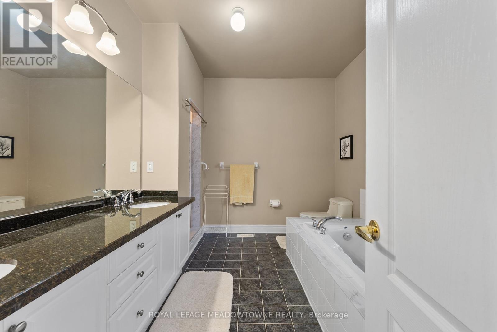 32 Nova Scotia Road, Brampton, Ontario  L6Y 5K5 - Photo 33 - W12452892