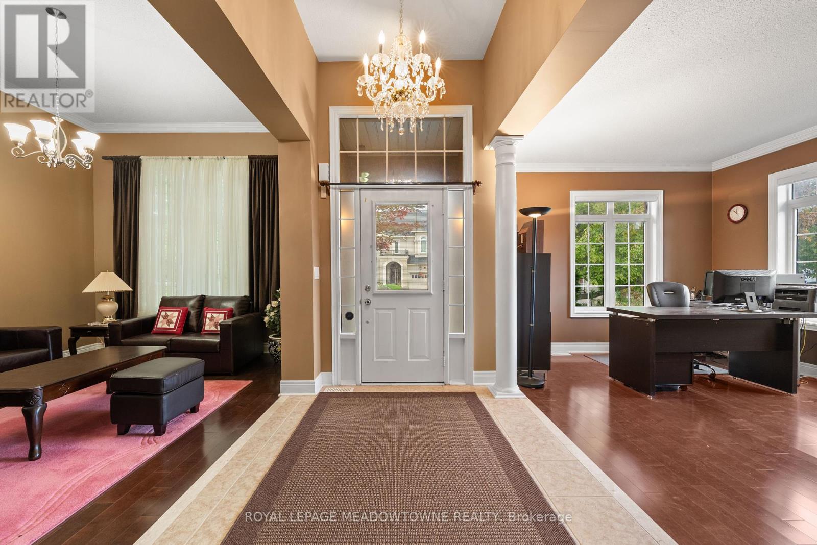 32 Nova Scotia Road, Brampton, Ontario  L6Y 5K5 - Photo 4 - W12452892