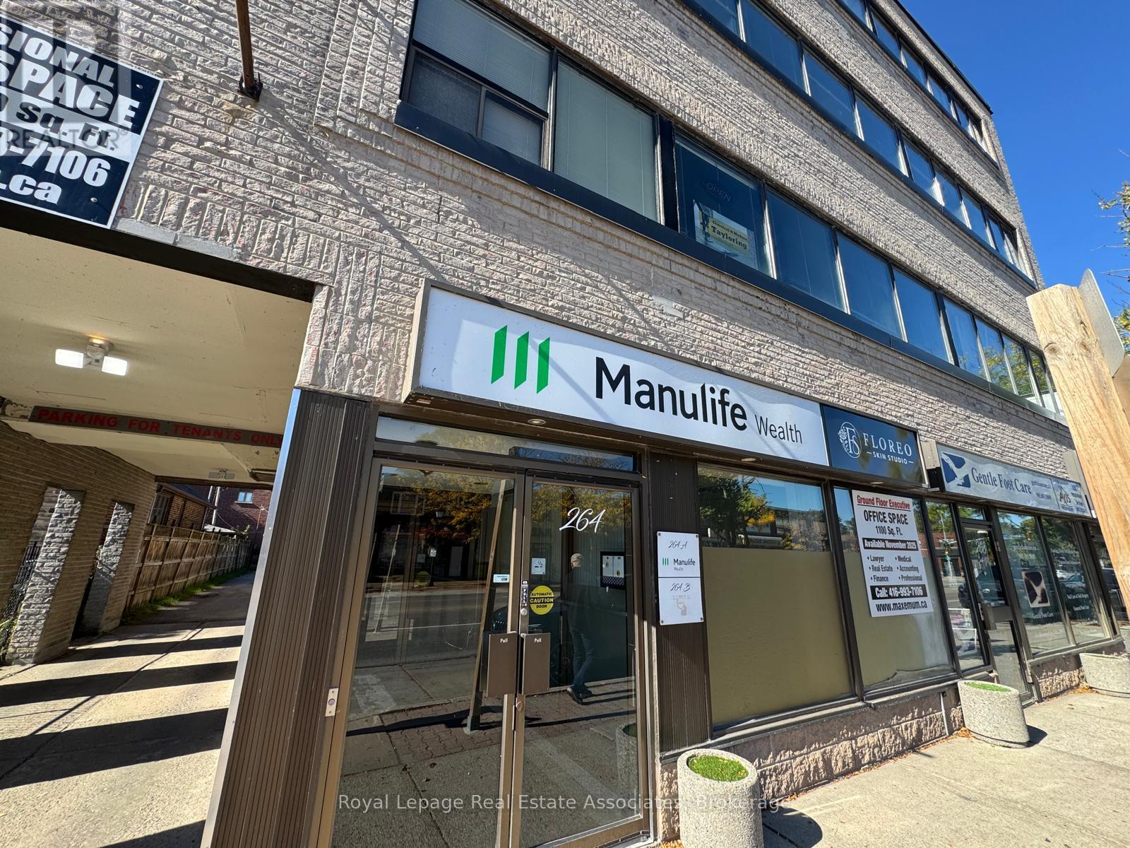 264 LAKESHORE ROAD E, Mississauga, Ontario