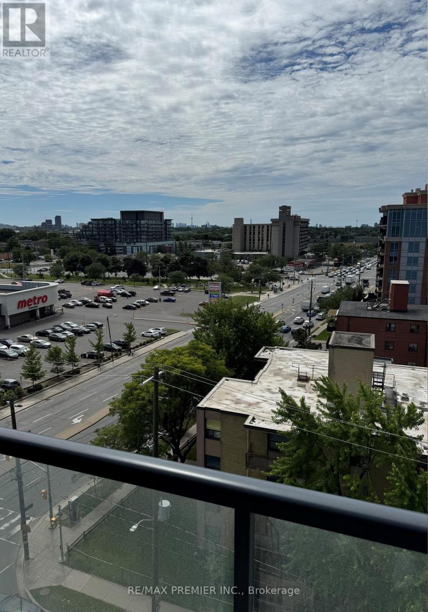 809 - 2800 Keele Street, Toronto, Ontario  M3M 0B8 - Photo 3 - W12453540