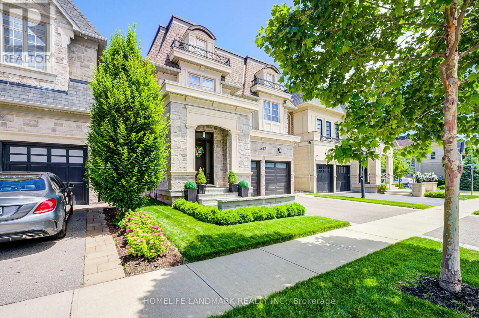 343 Tudor Avenue, Oakville, Ontario  L6K 0G8 - Photo 2 - W12453547