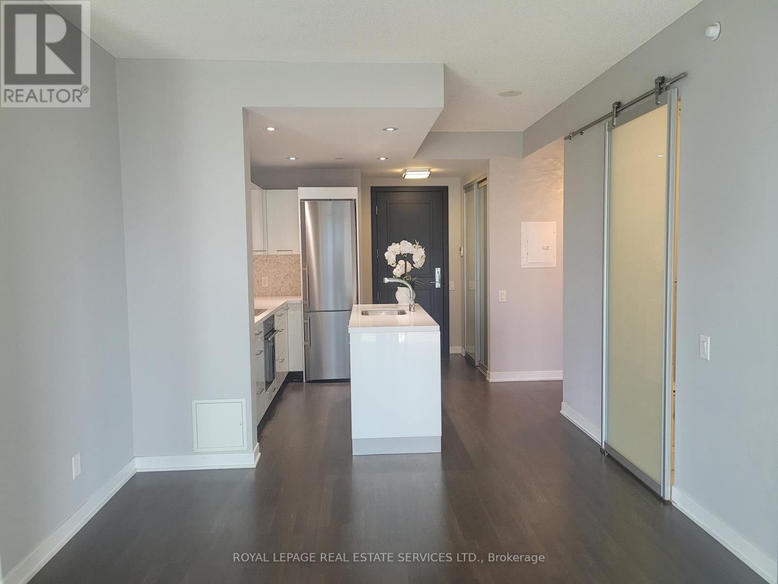 2303 - 90 Park Lawn Road, Toronto, Ontario  M8Y 0B6 - Photo 10 - W12453569