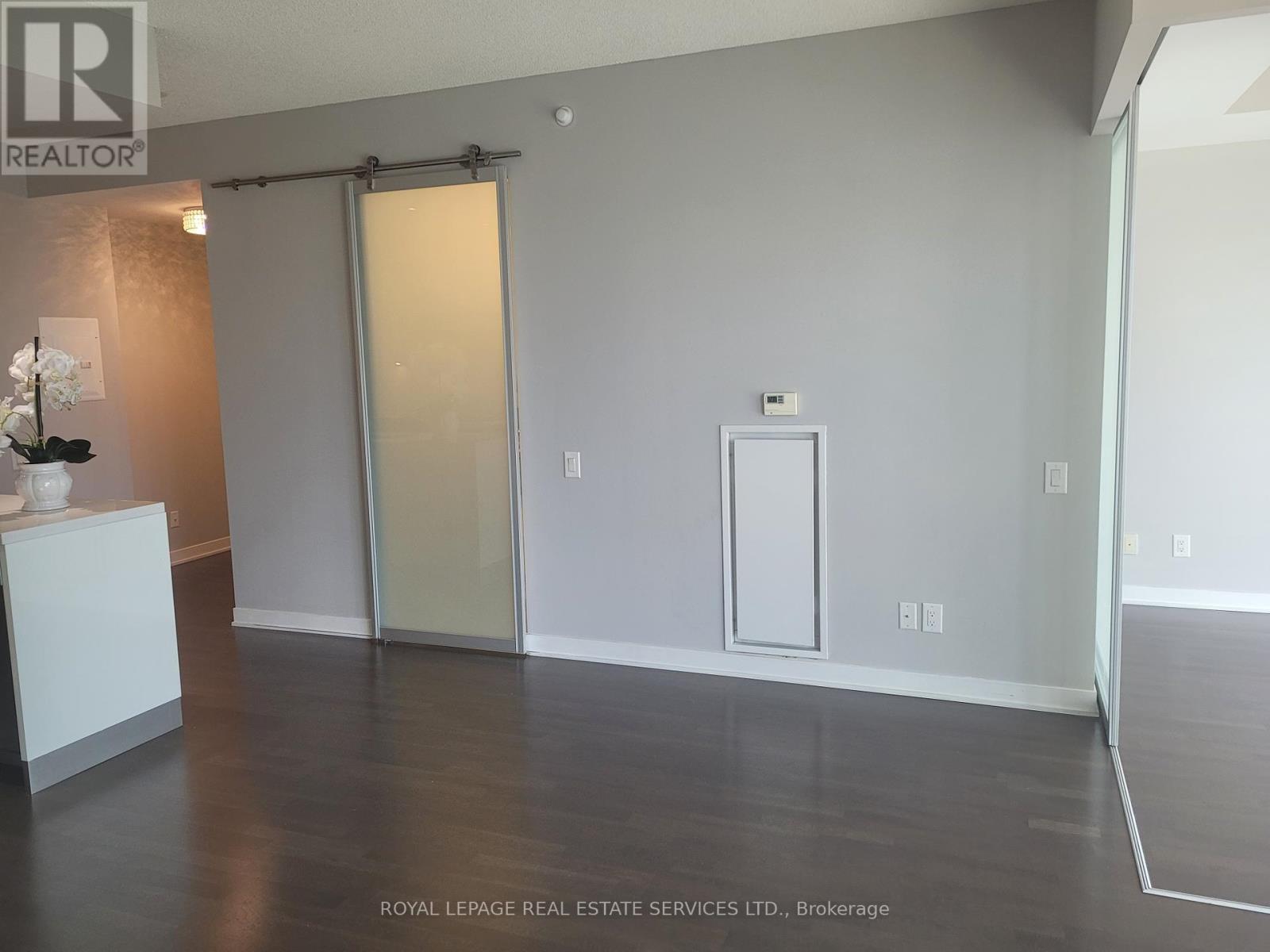 2303 - 90 Park Lawn Road, Toronto, Ontario  M8Y 0B6 - Photo 17 - W12453569