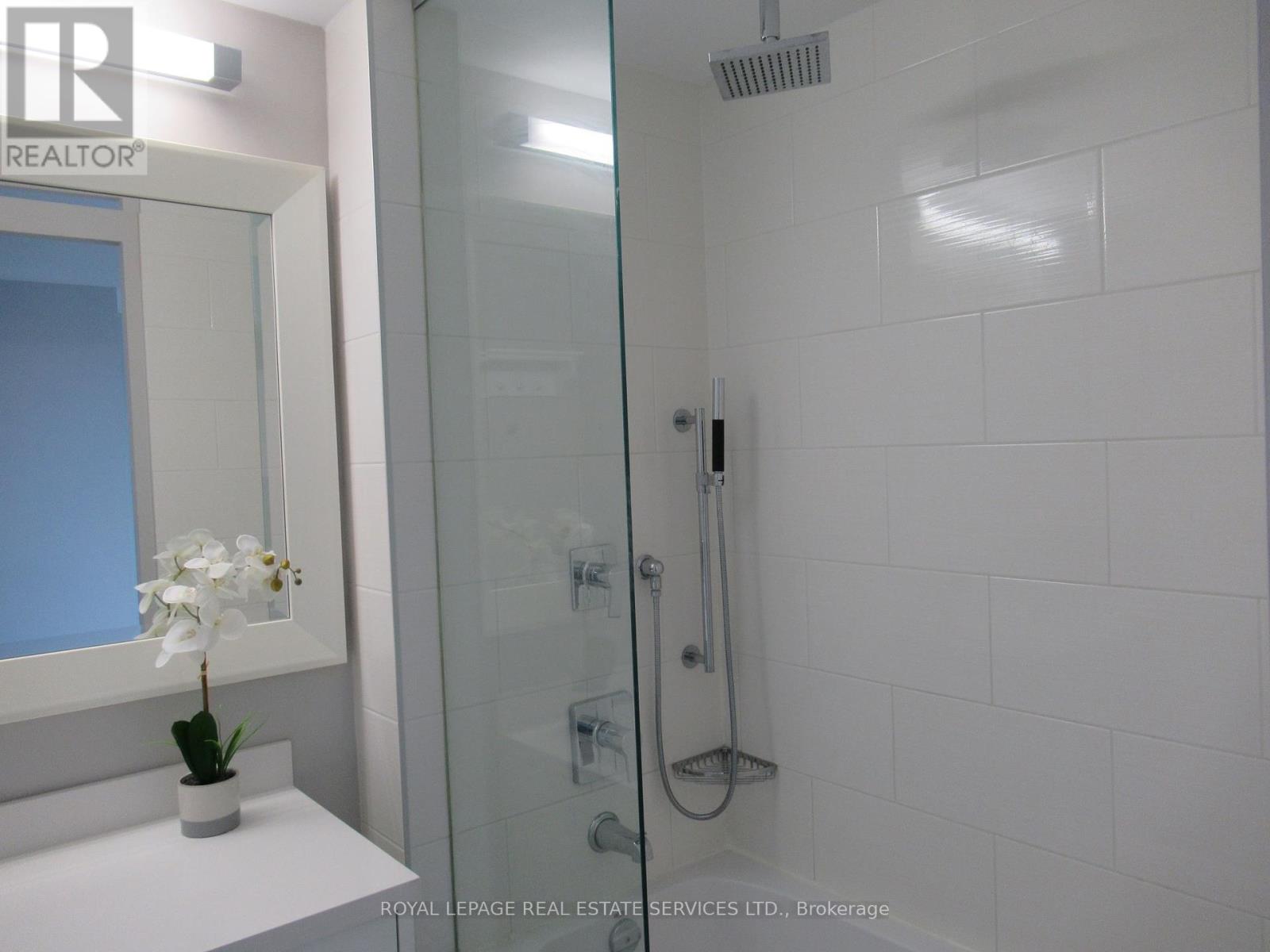 2303 - 90 Park Lawn Road, Toronto, Ontario  M8Y 0B6 - Photo 25 - W12453569