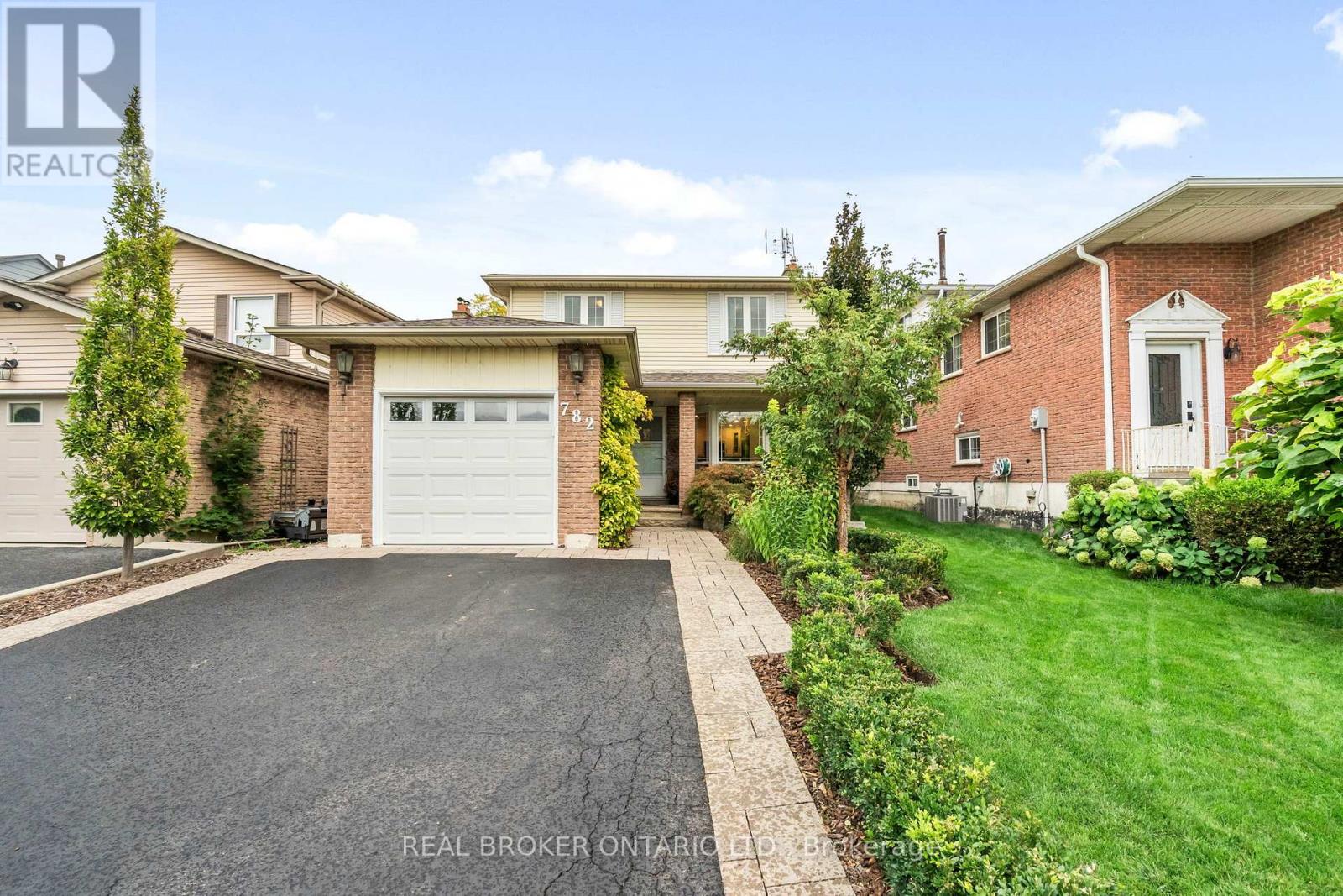 782 LAURIER AVENUE, Milton, Ontario