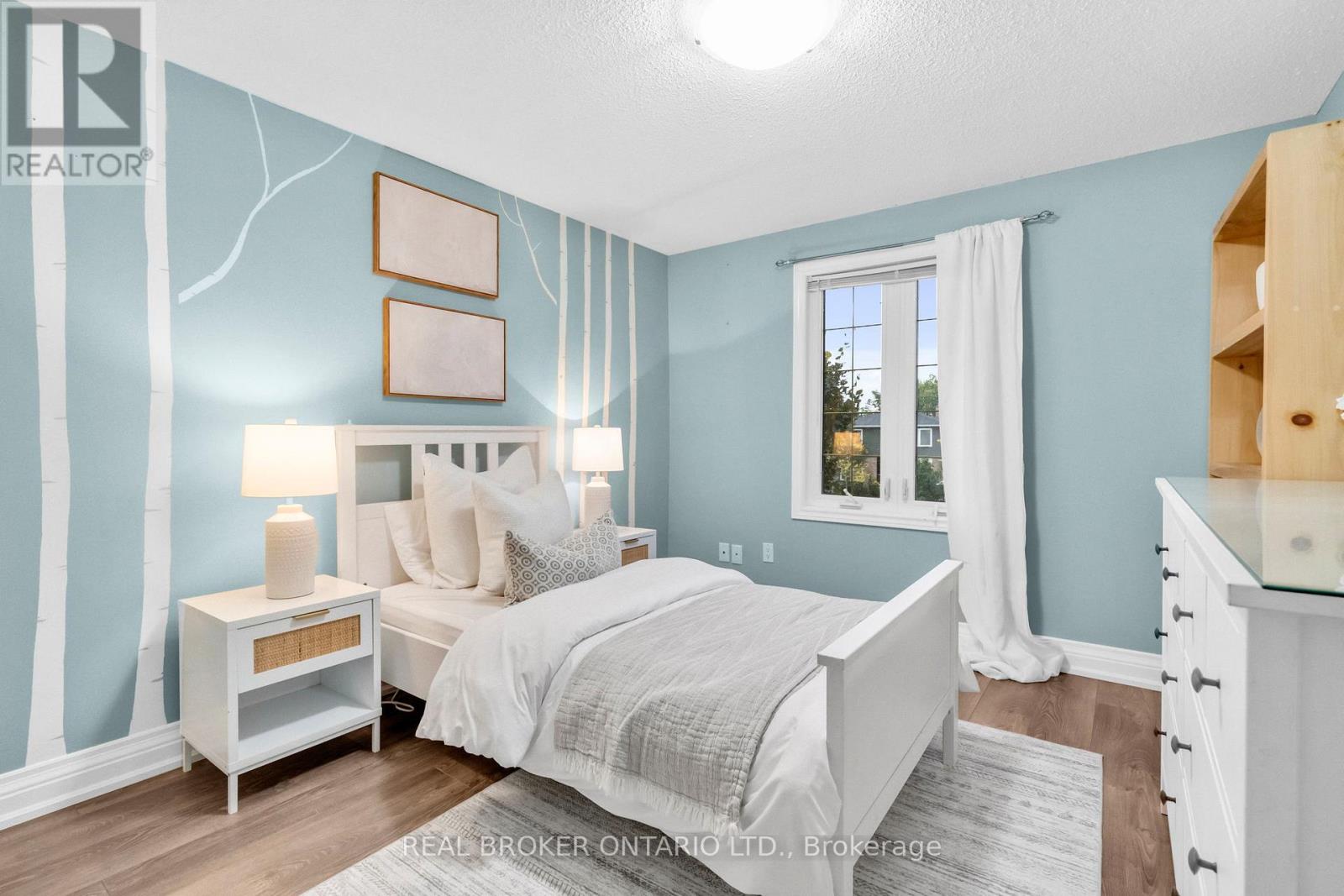 782 Laurier Avenue, Milton, Ontario  L9T 4H1 - Photo 23 - W12453576