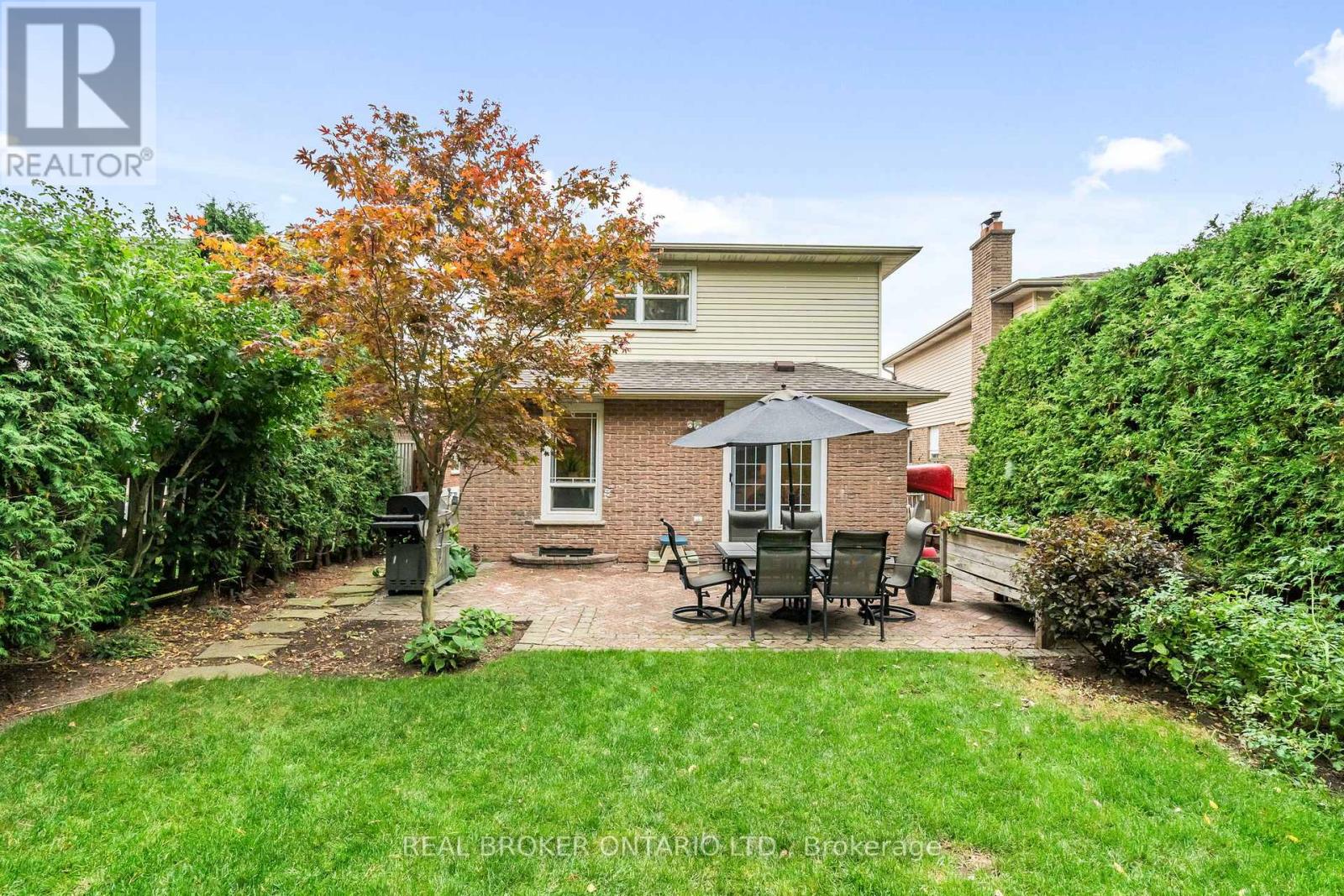 782 Laurier Avenue, Milton, Ontario  L9T 4H1 - Photo 6 - W12453576