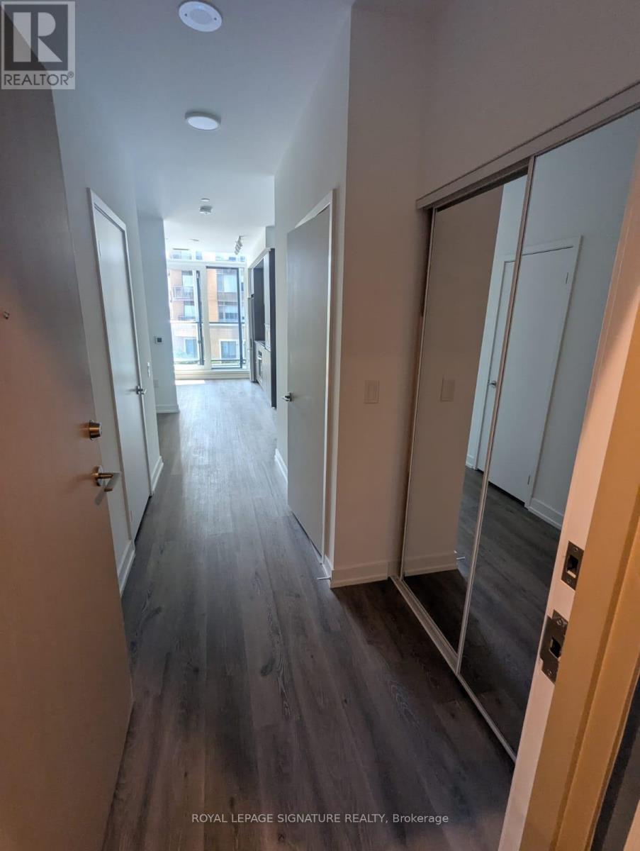 205 - 395 Square One Drive, Mississauga, Ontario  L5B 0P6 - Photo 10 - W12453590